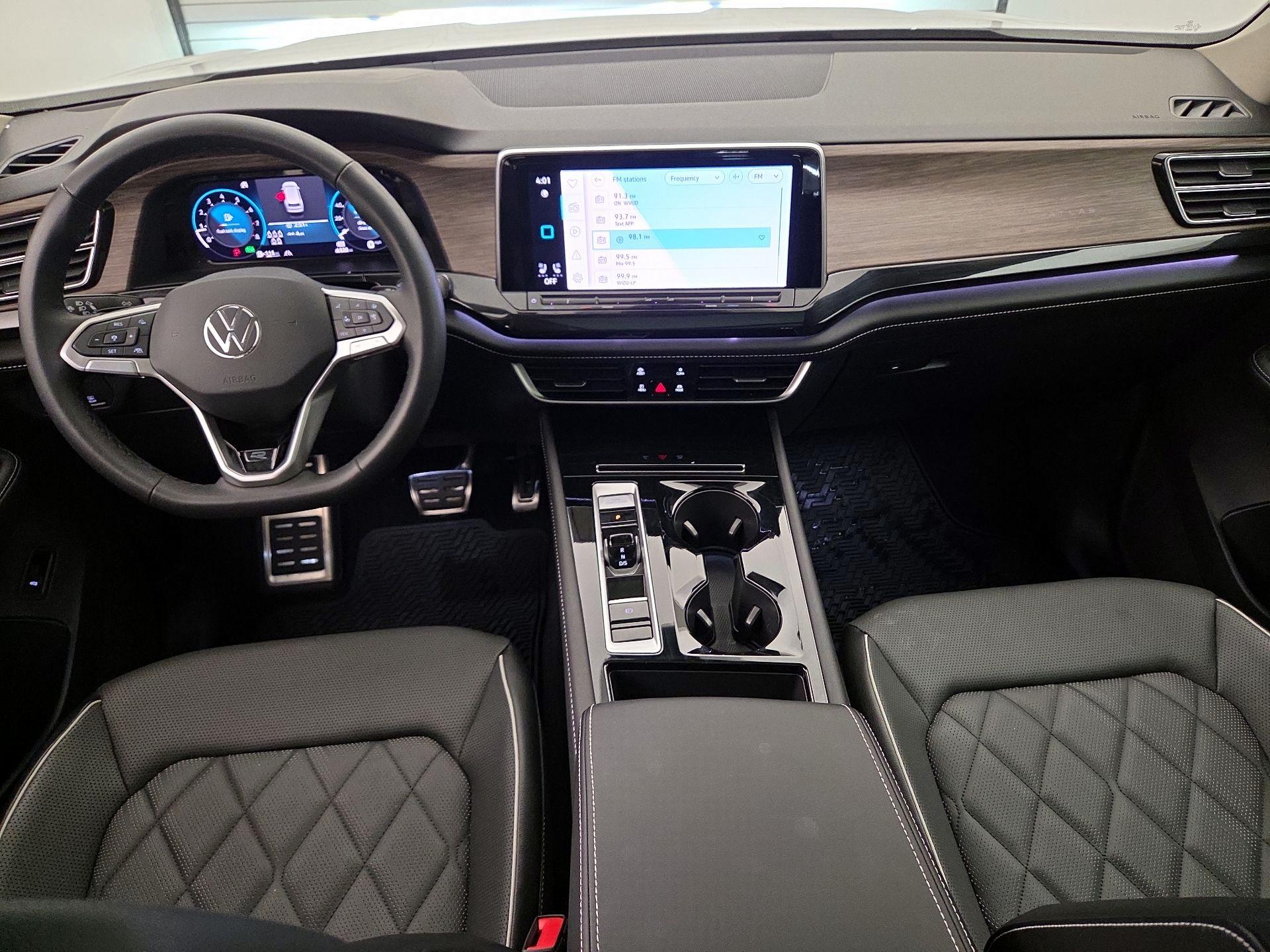 Thumbnail: 2024 Volkswagen Atlas - 9