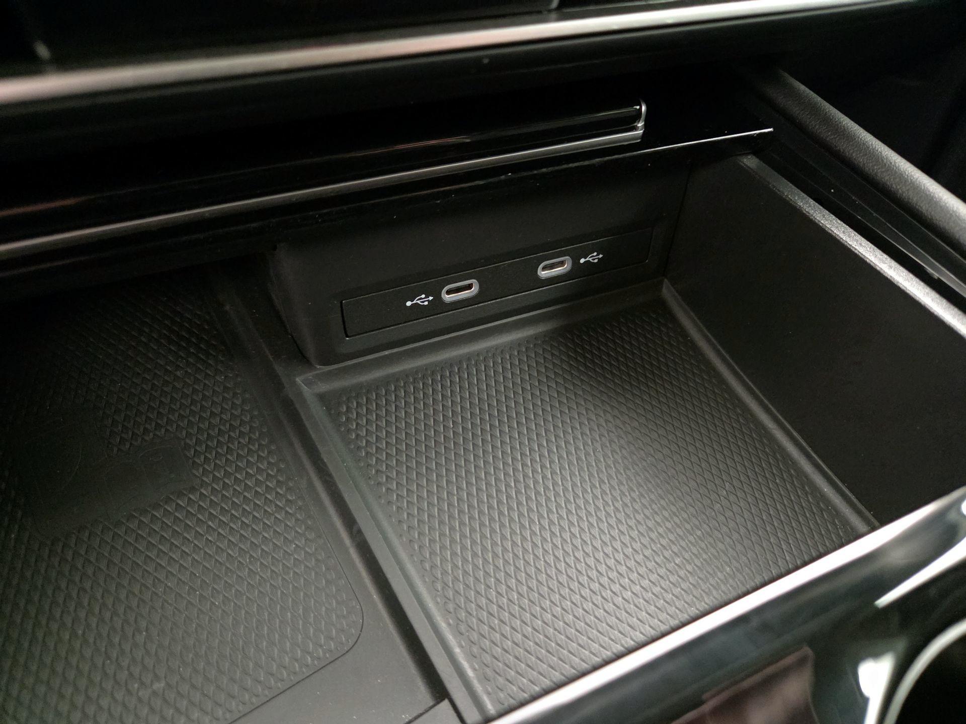 Thumbnail: 2024 Volkswagen Atlas - 18