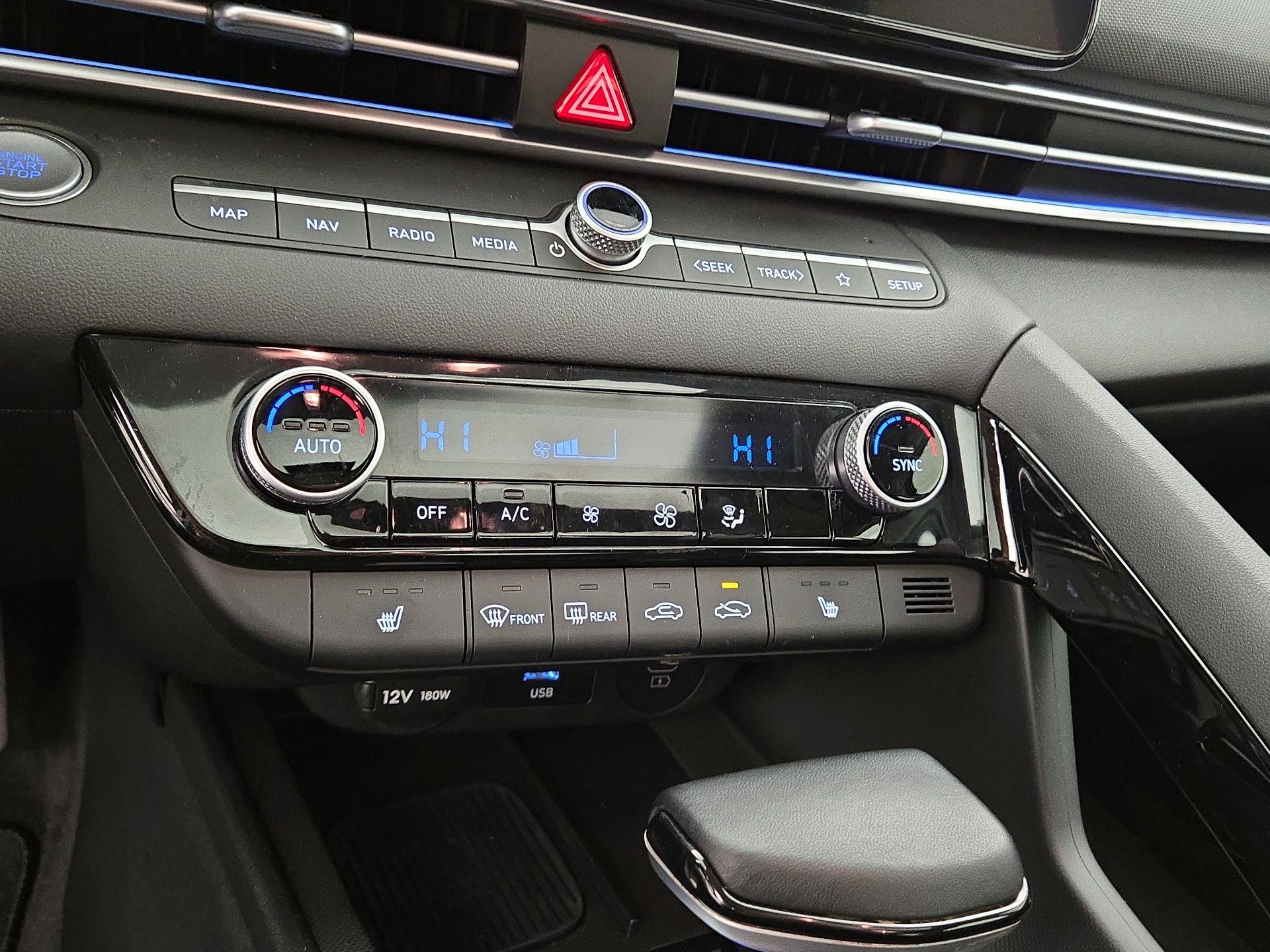 Thumbnail: 2024 Hyundai Elantra - 17