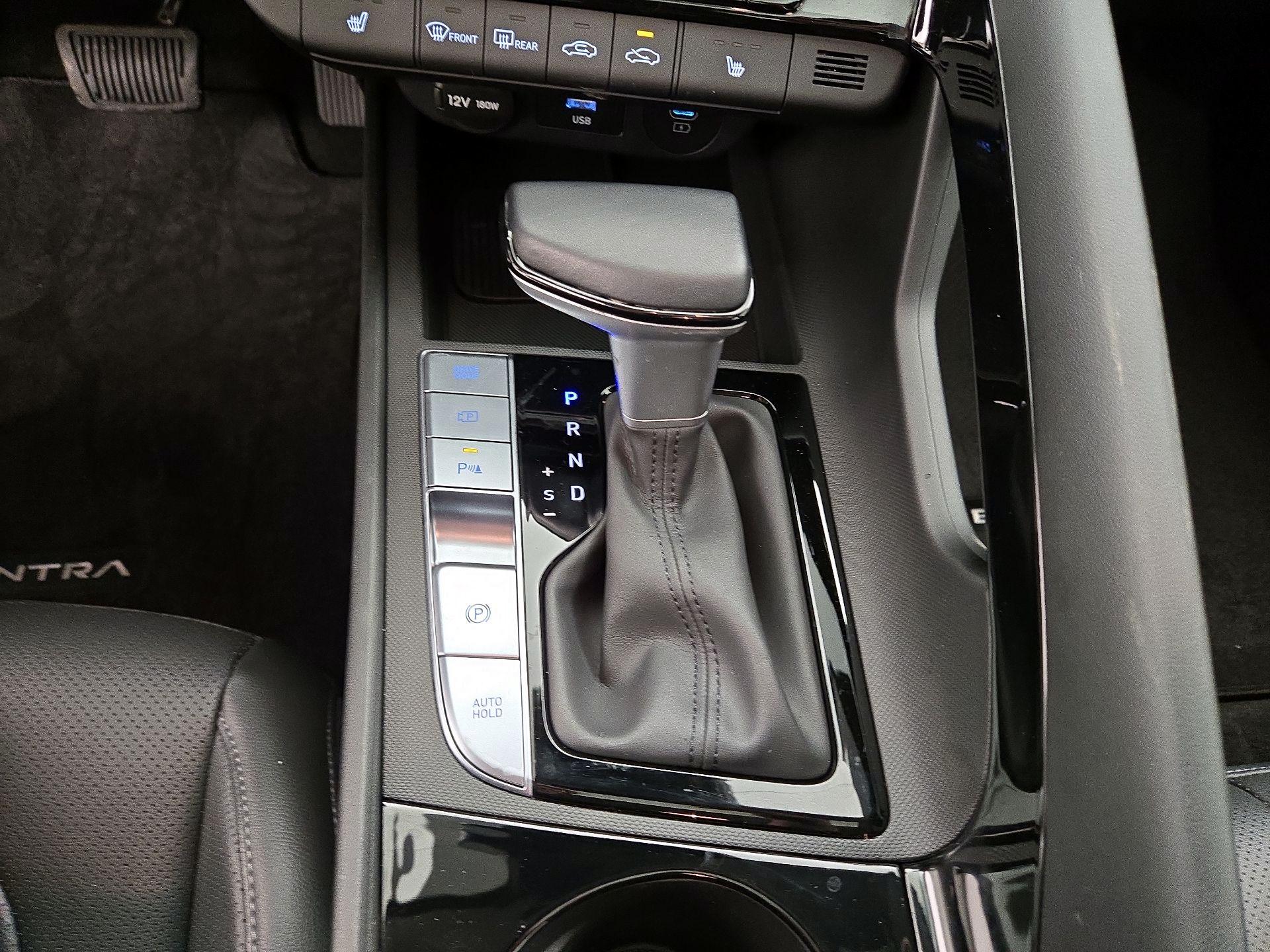 Thumbnail: 2024 Hyundai Elantra - 18