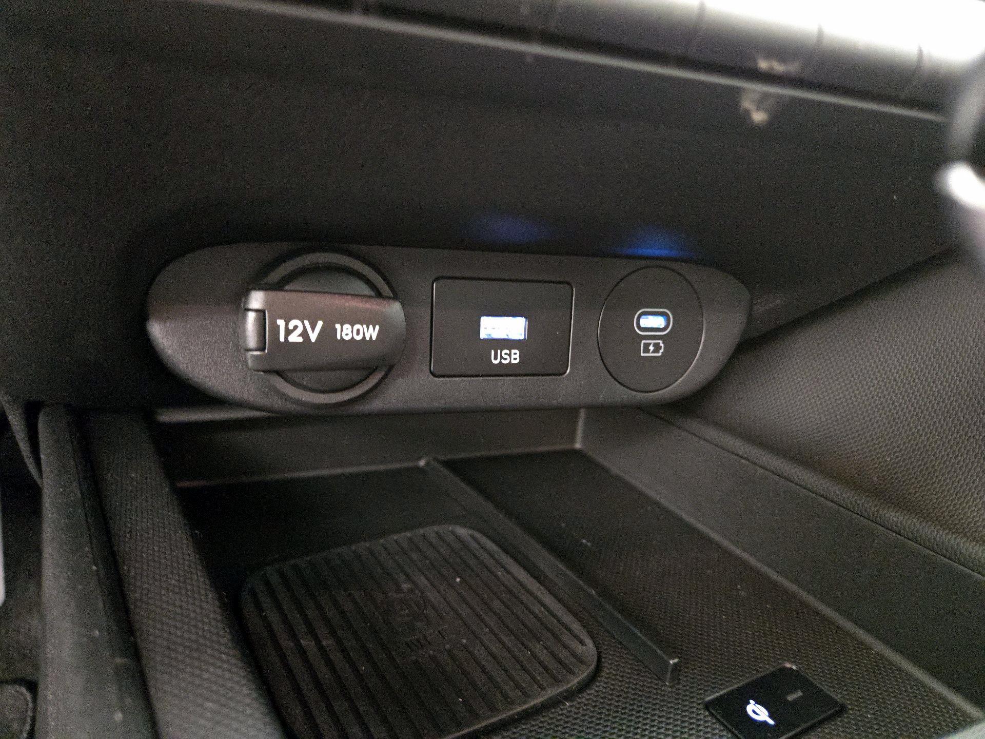 Thumbnail: 2024 Hyundai Elantra - 19