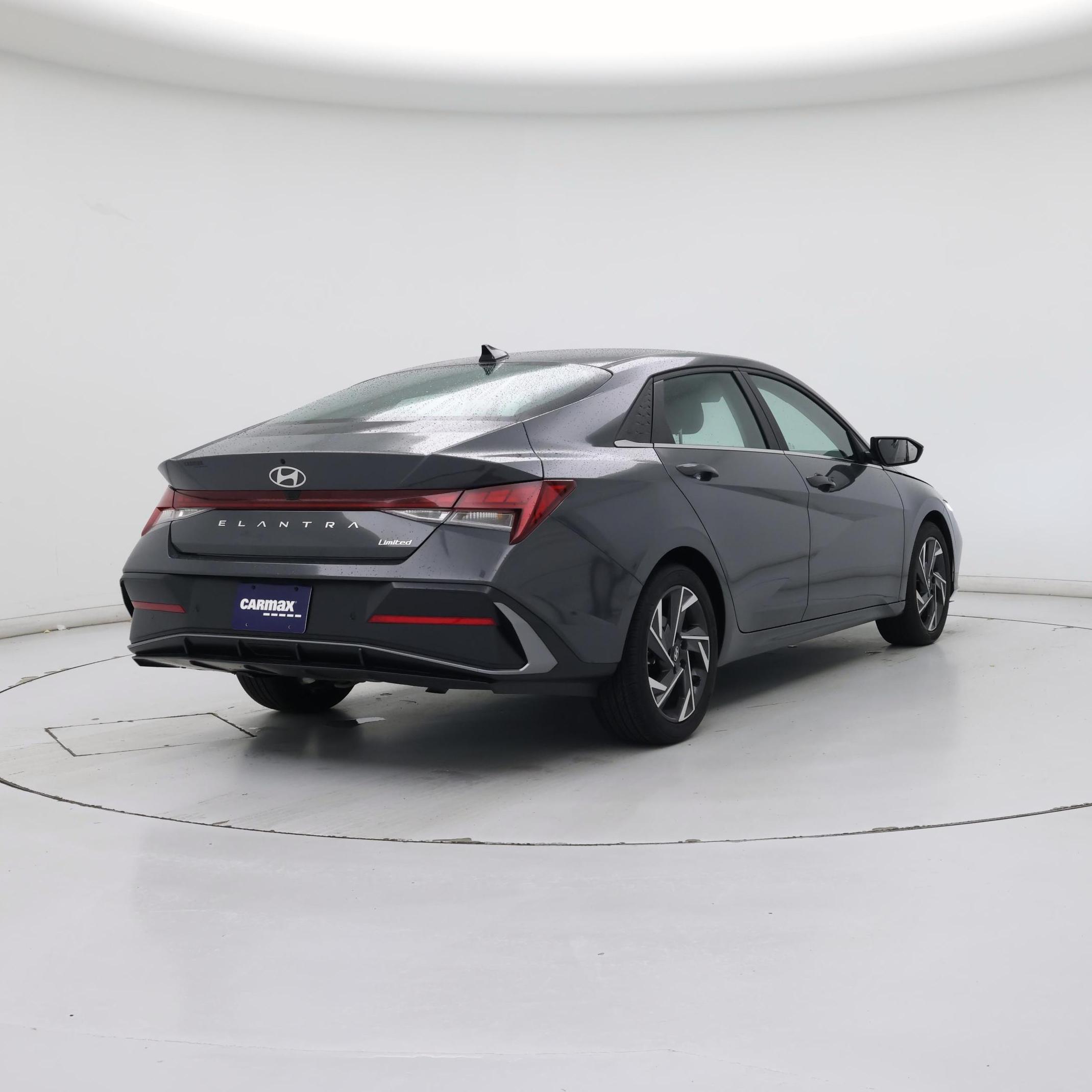 Thumbnail: 2024 Hyundai Elantra - 8