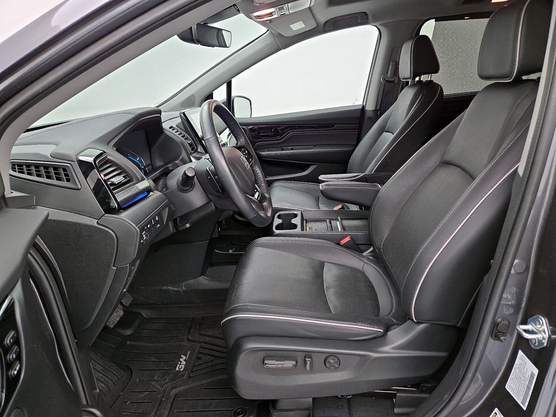 Thumbnail: 2023 Honda Odyssey - 11