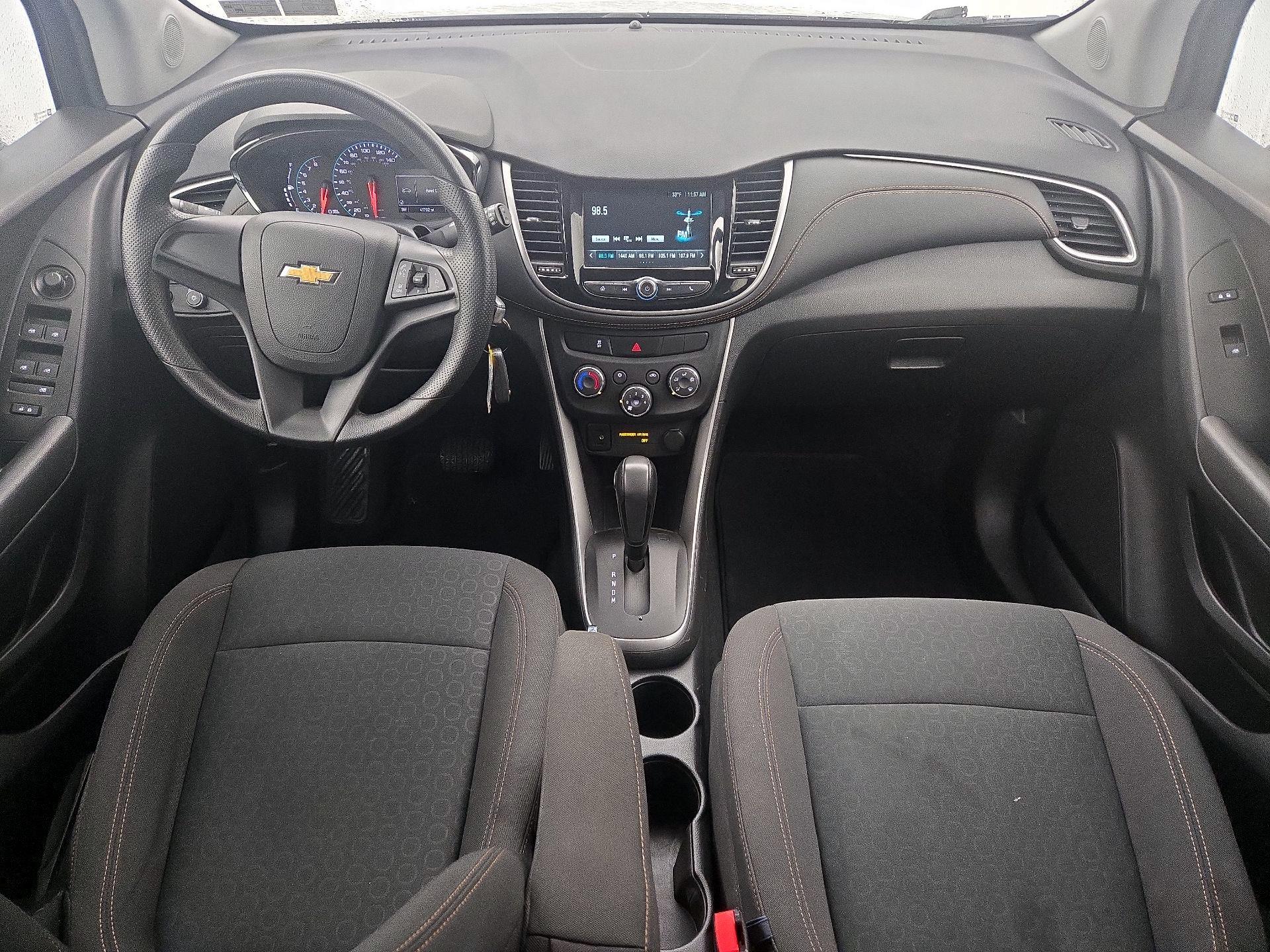 Thumbnail: 2017 Chevrolet Trax - 9