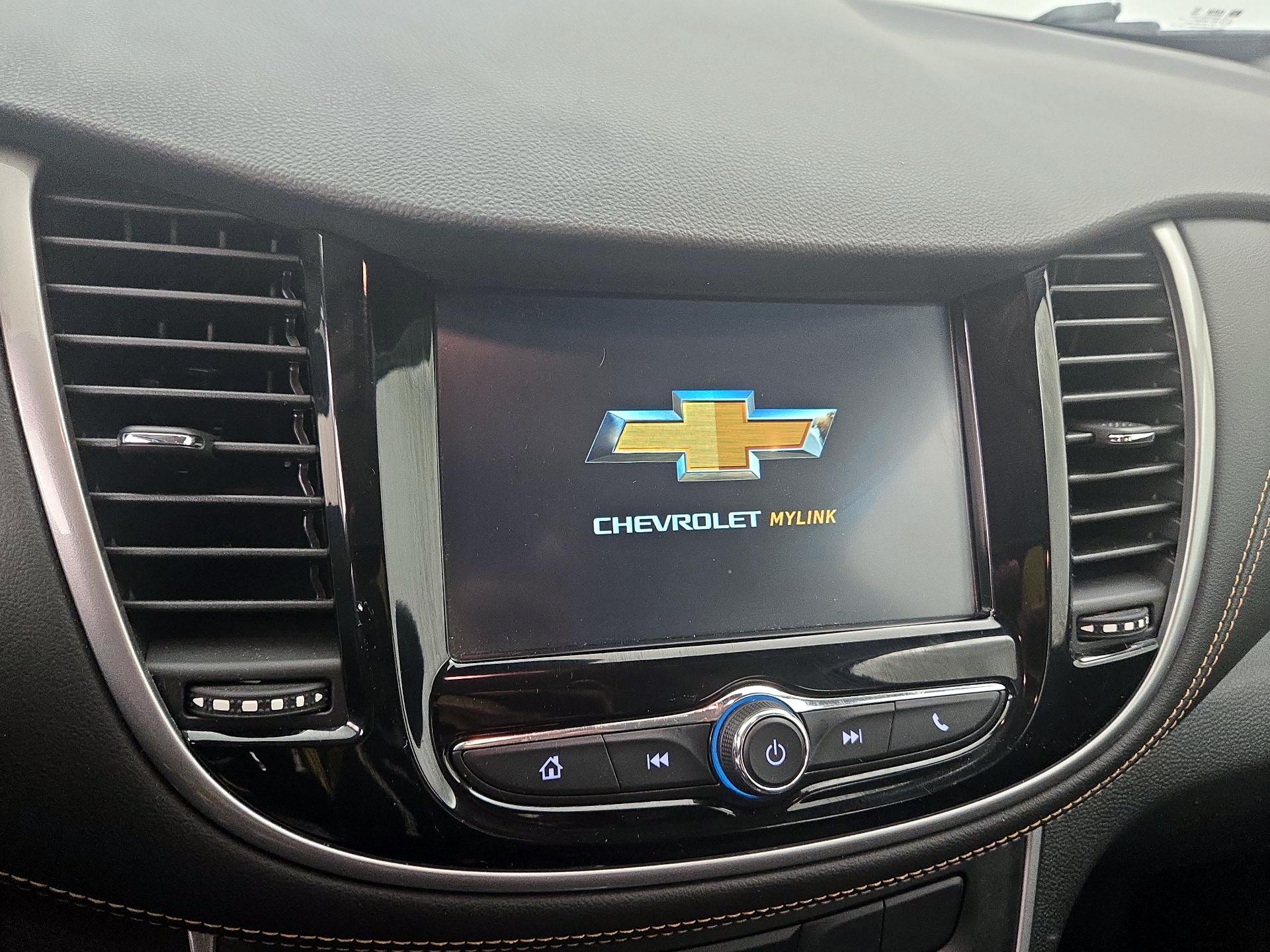 Thumbnail: 2017 Chevrolet Trax - 15