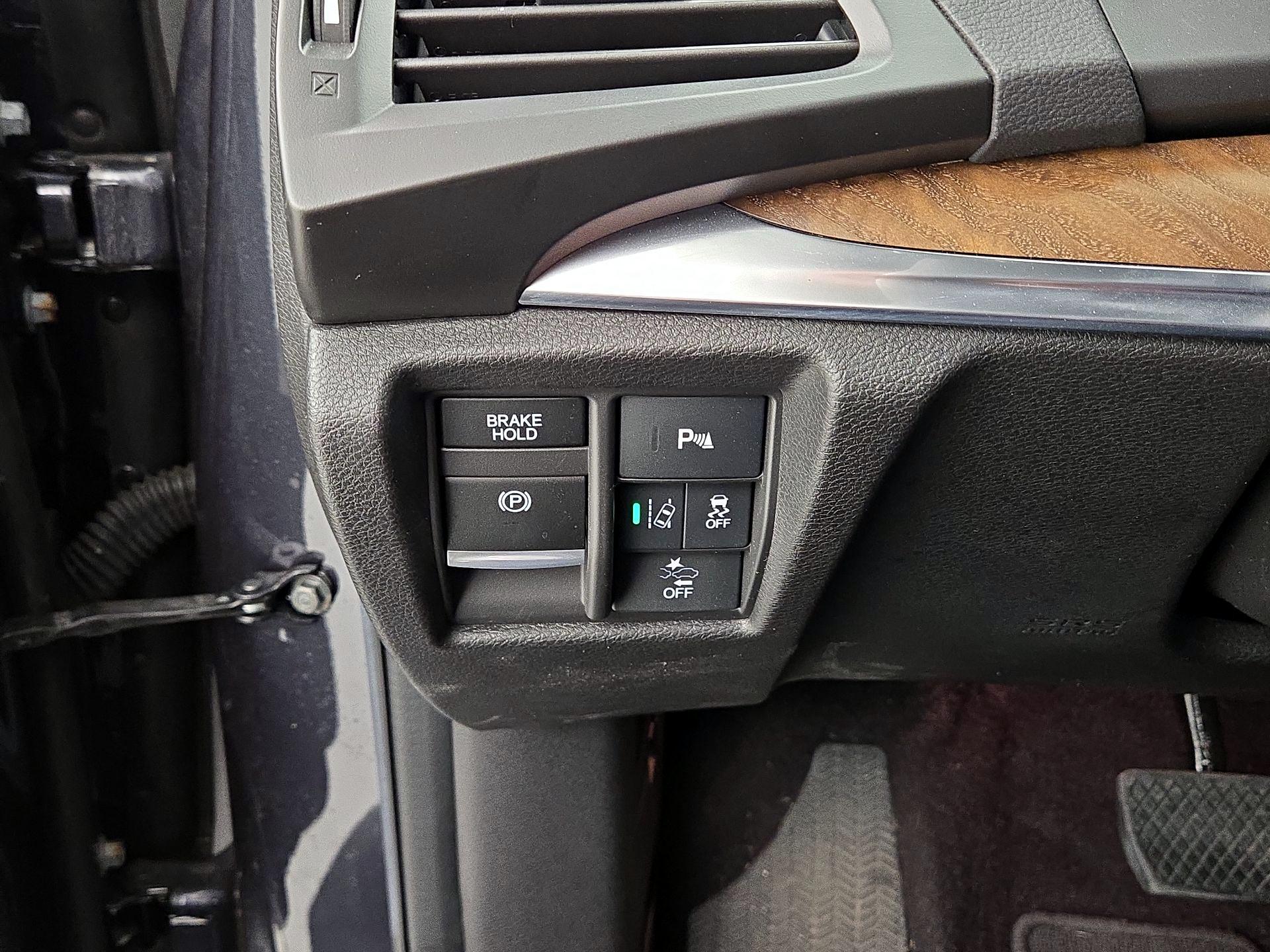 Thumbnail: 2019 Acura MDX - 13