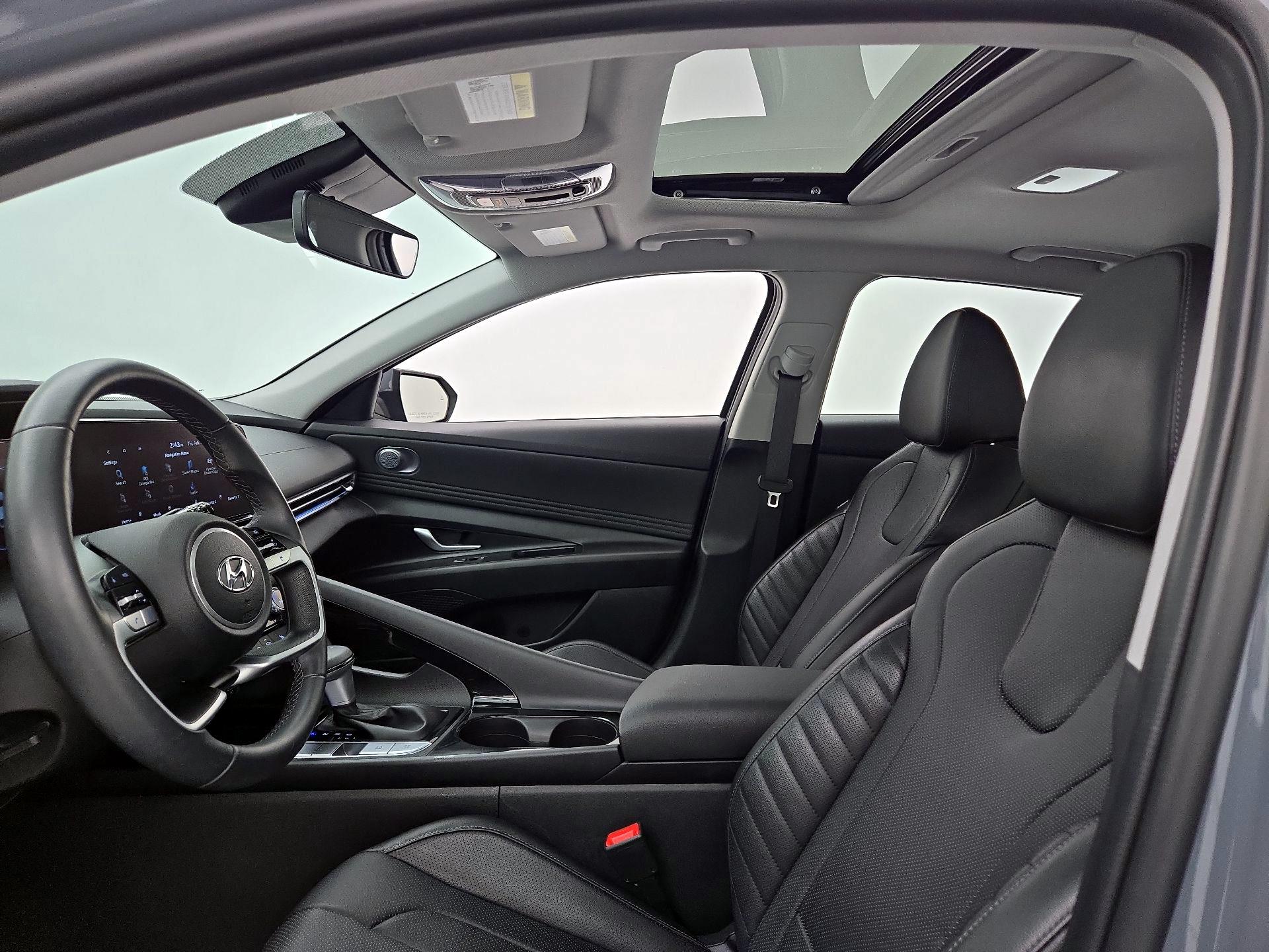 Thumbnail: 2023 Hyundai Elantra - 20