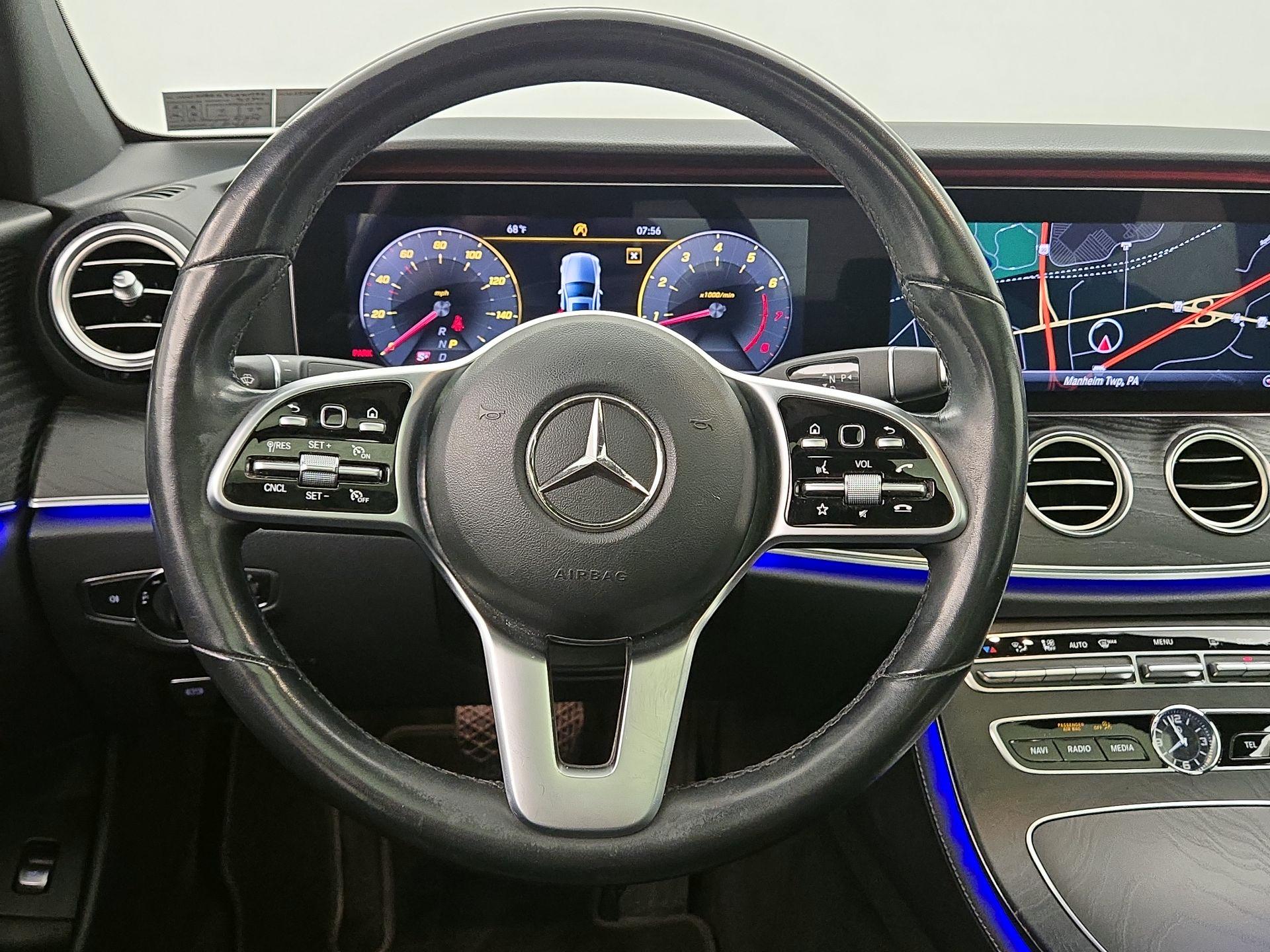 Thumbnail: 2020 Mercedes-Benz E-Class - 10