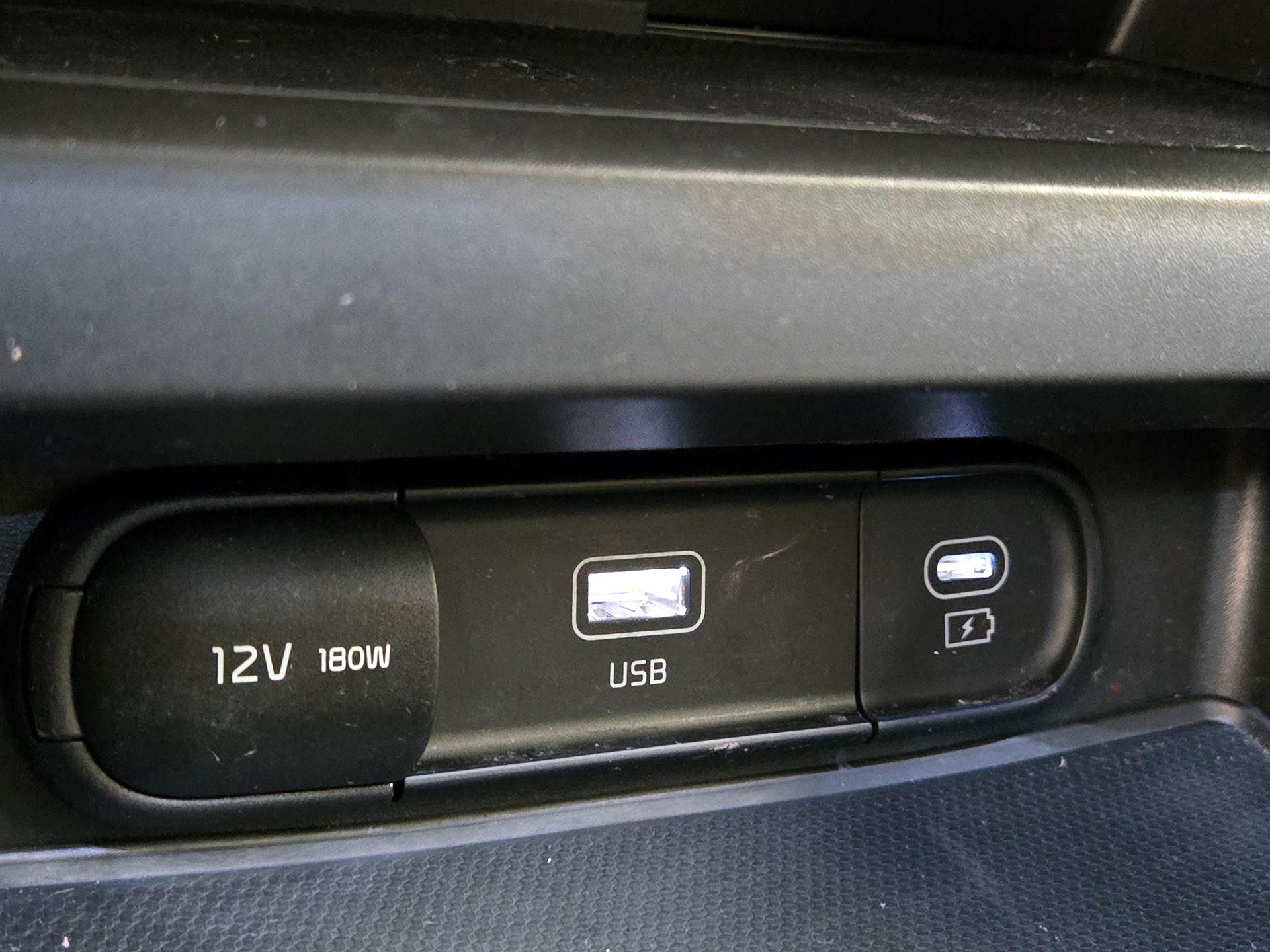 Thumbnail: 2023 Kia Soul - 18