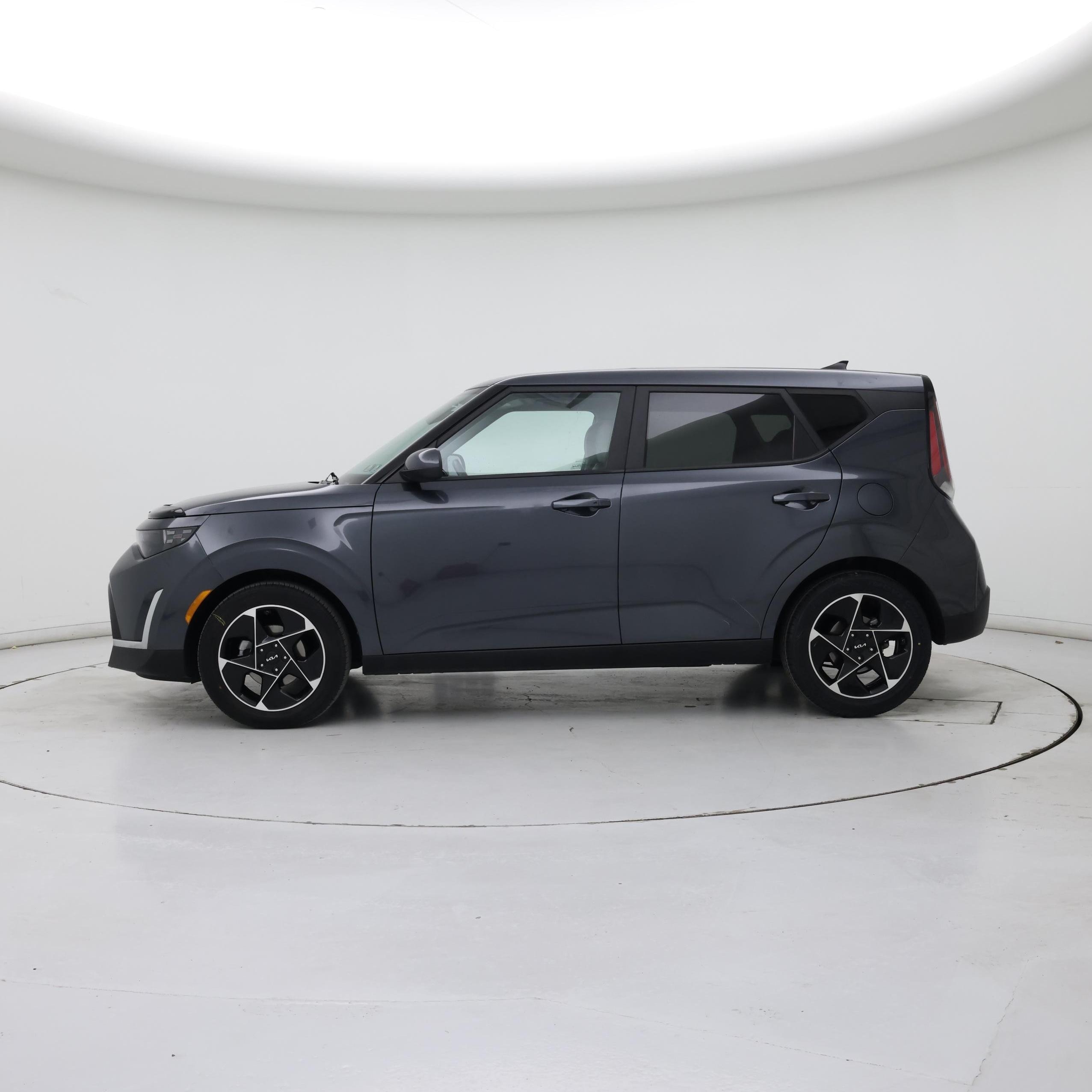 Thumbnail: 2023 Kia Soul - 3