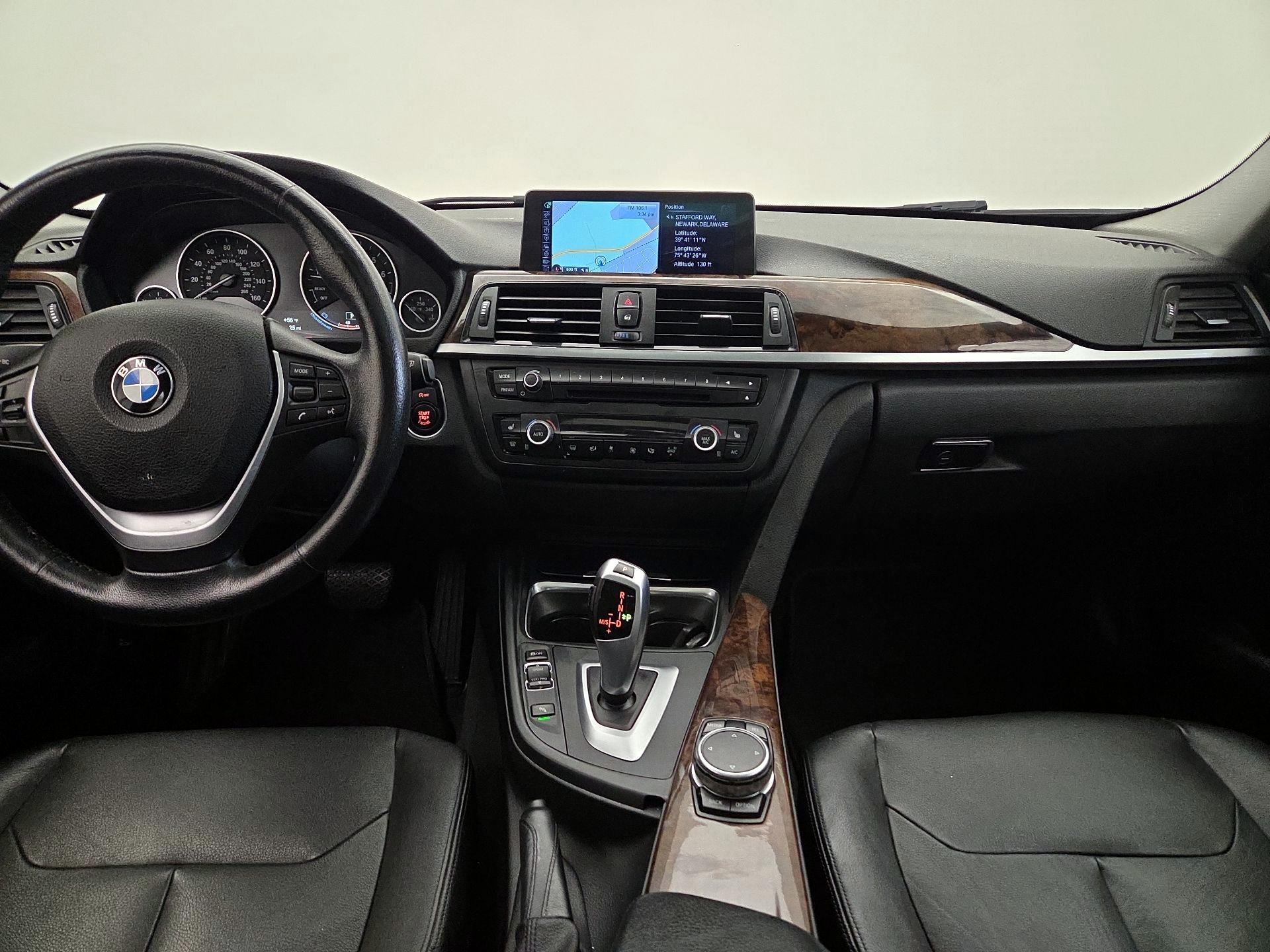 Thumbnail: 2015 BMW 3 Series - 9