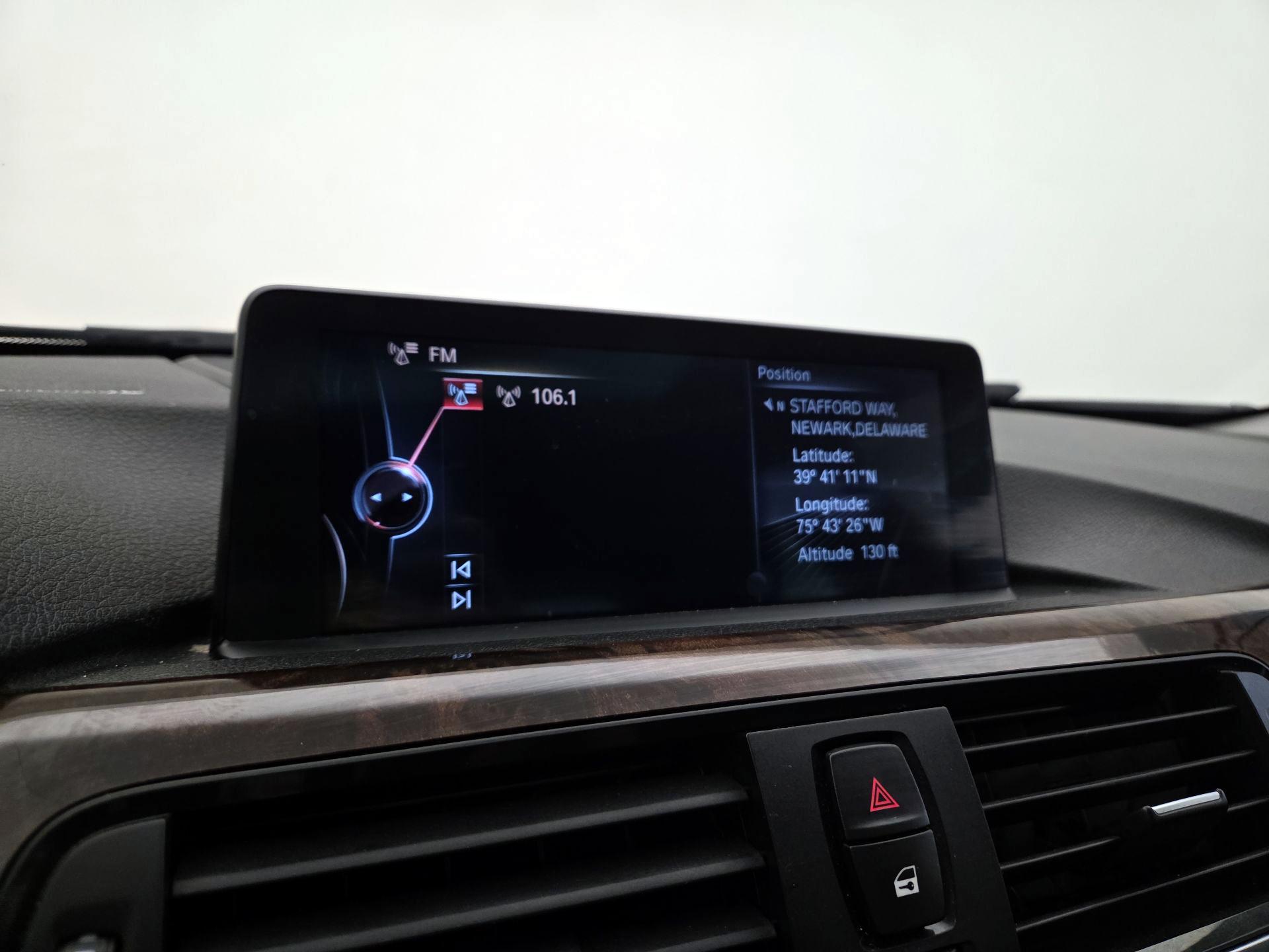 Thumbnail: 2015 BMW 3 Series - 16