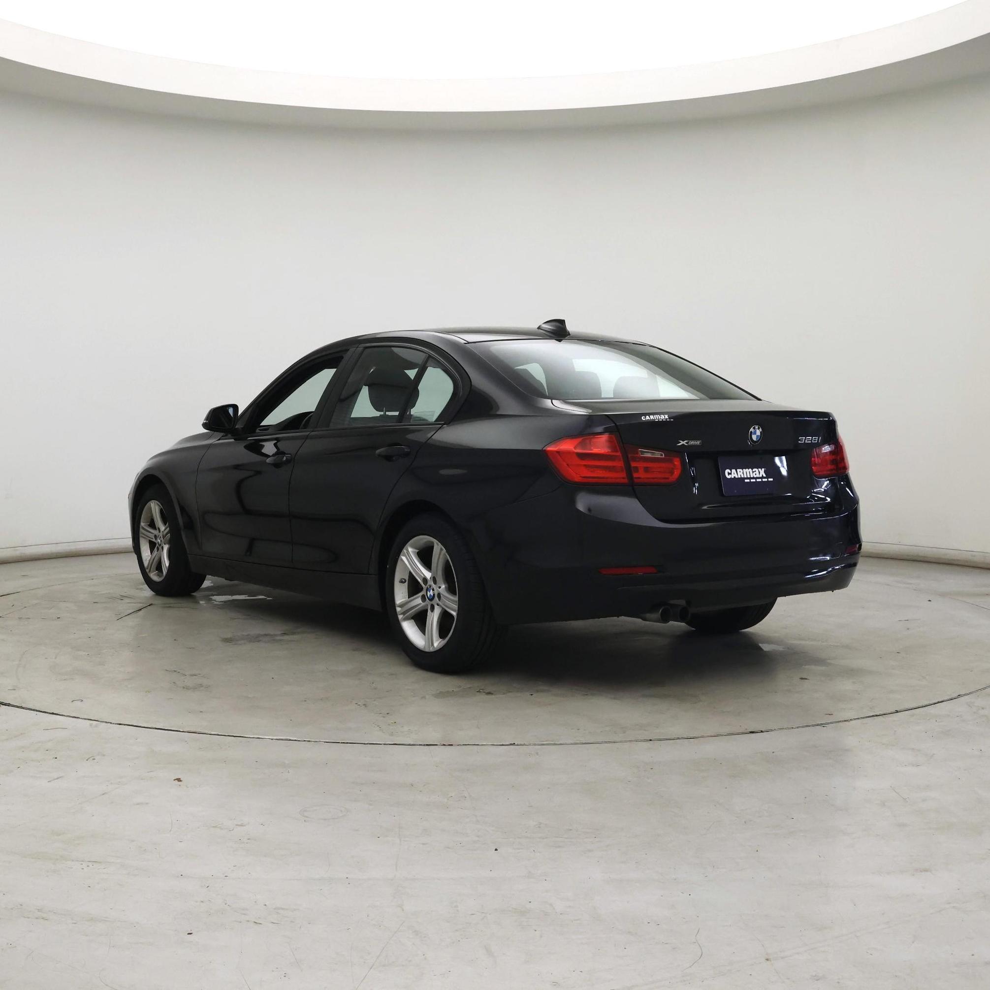 Thumbnail: 2015 BMW 3 Series - 2