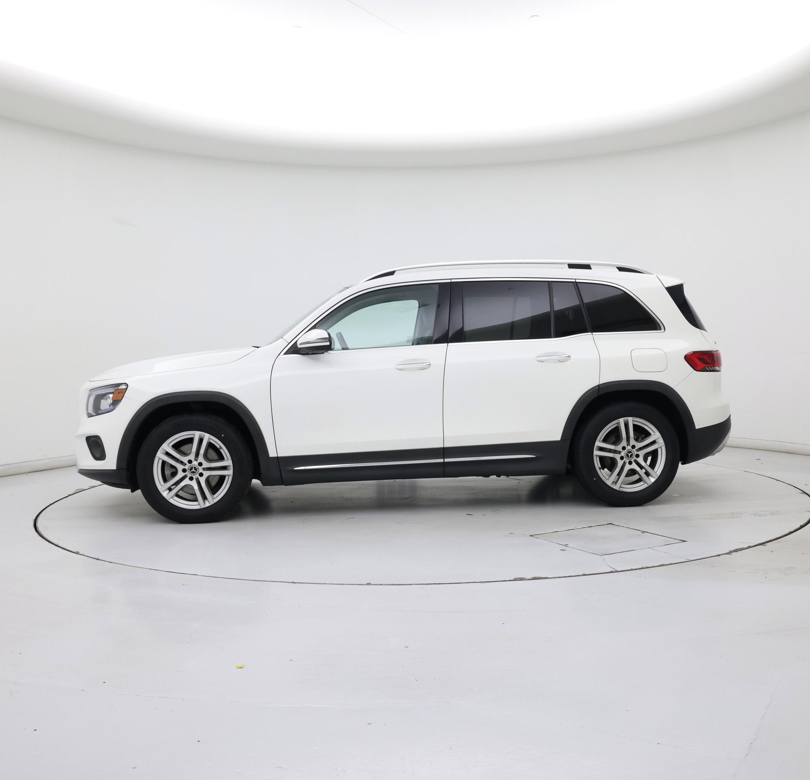 Thumbnail: 2021 Mercedes-Benz GLB - 3