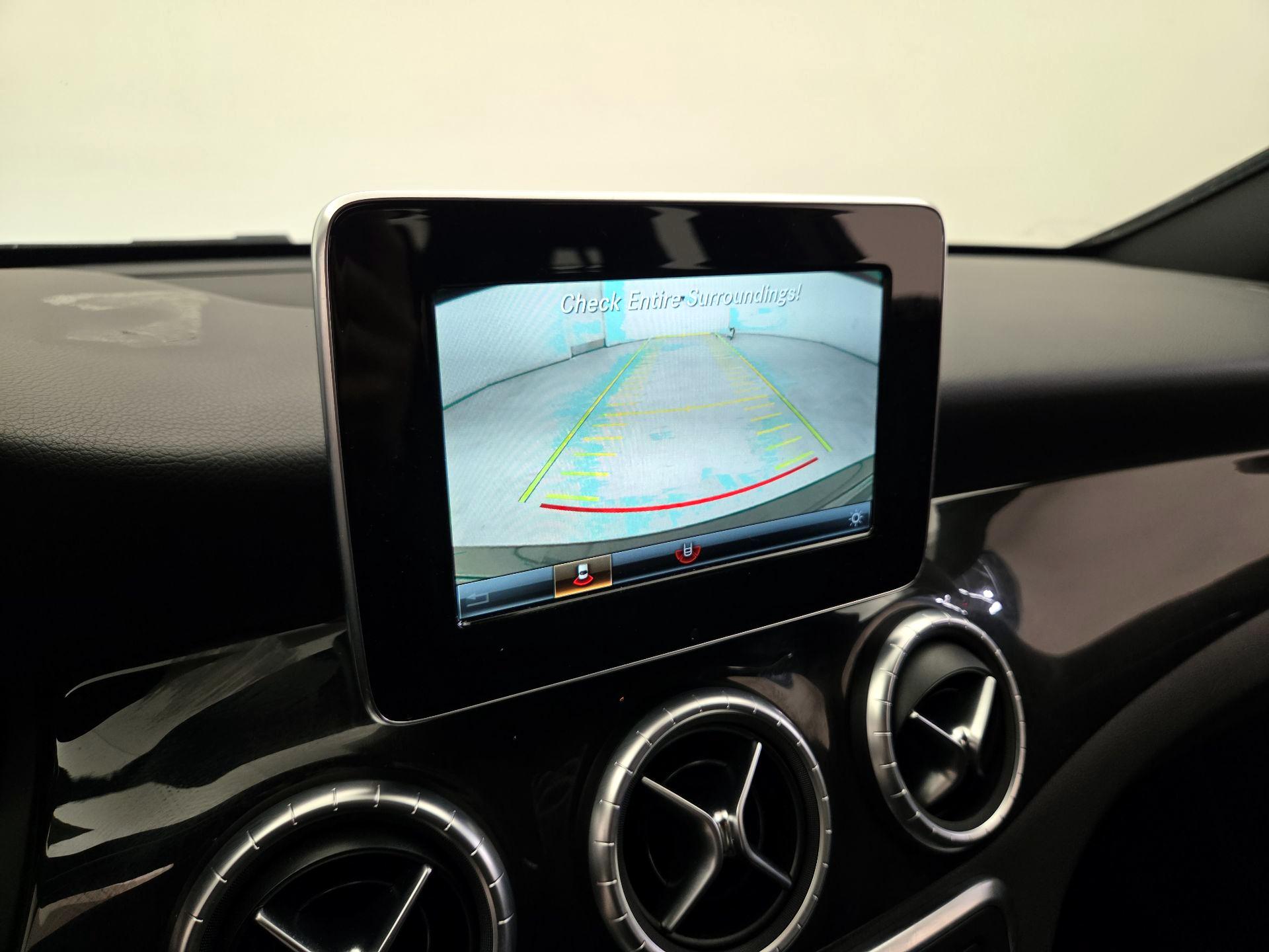 Thumbnail: 2016 Mercedes-Benz CLA - 14