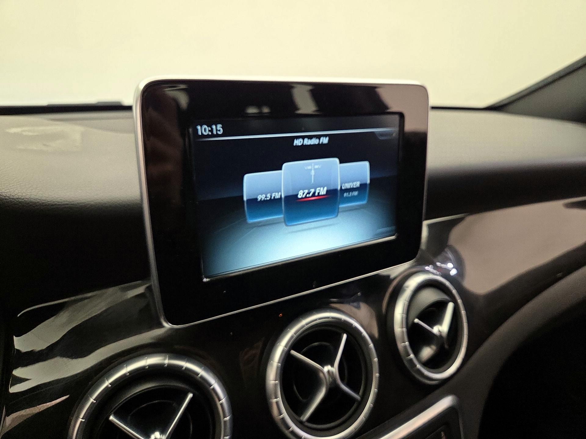 Thumbnail: 2016 Mercedes-Benz CLA - 15