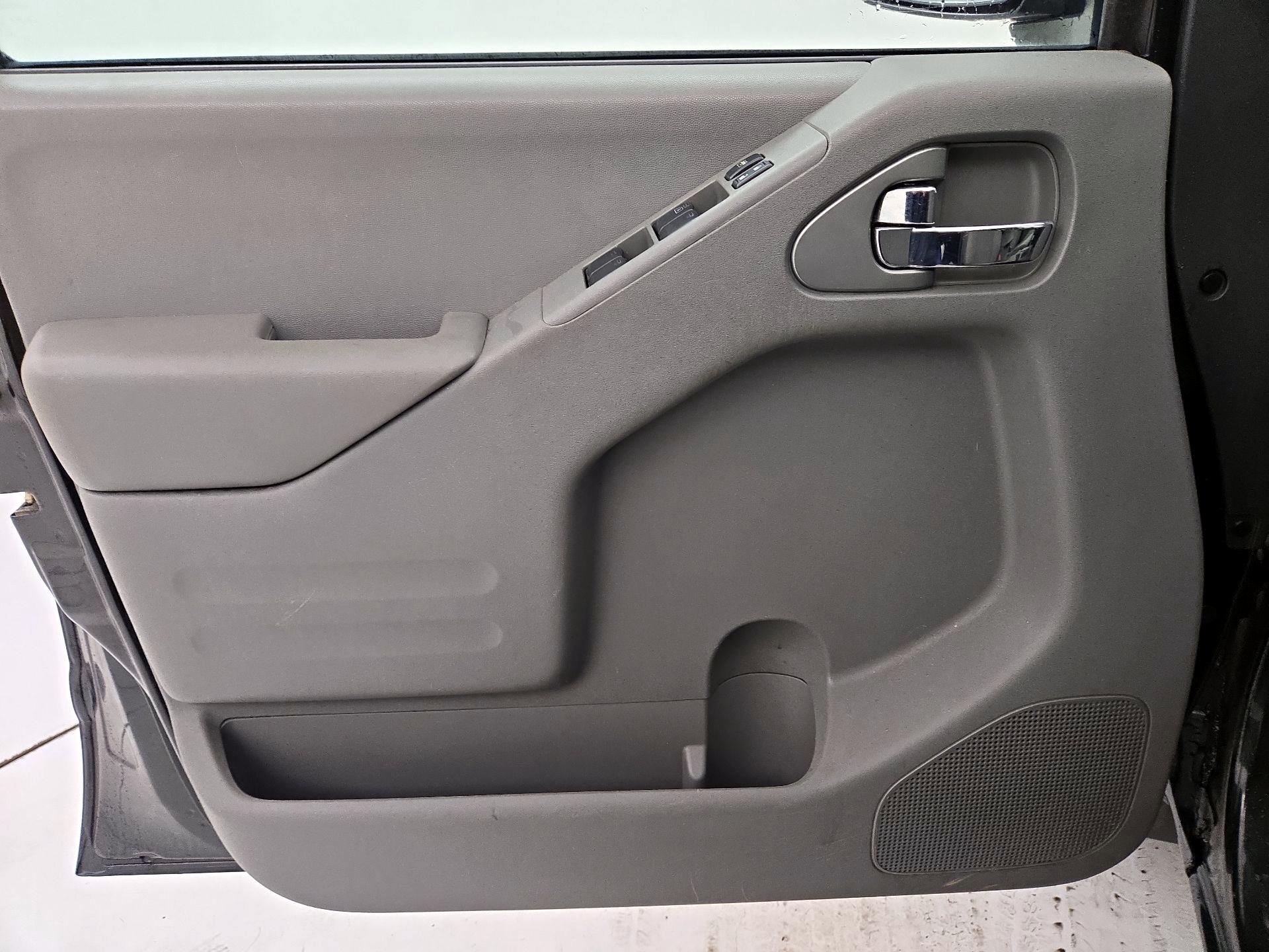 Thumbnail: 2019 Nissan Frontier - 12