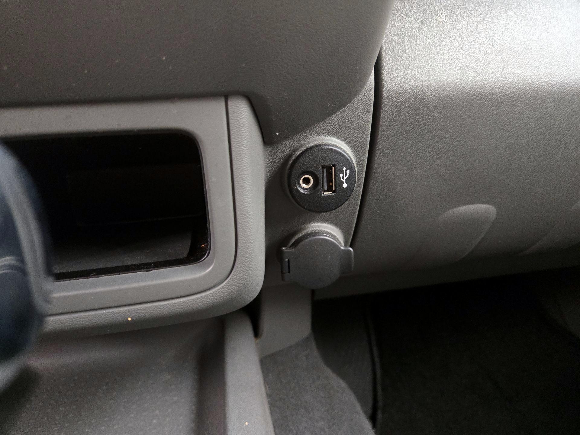 Thumbnail: 2019 Nissan Frontier - 18