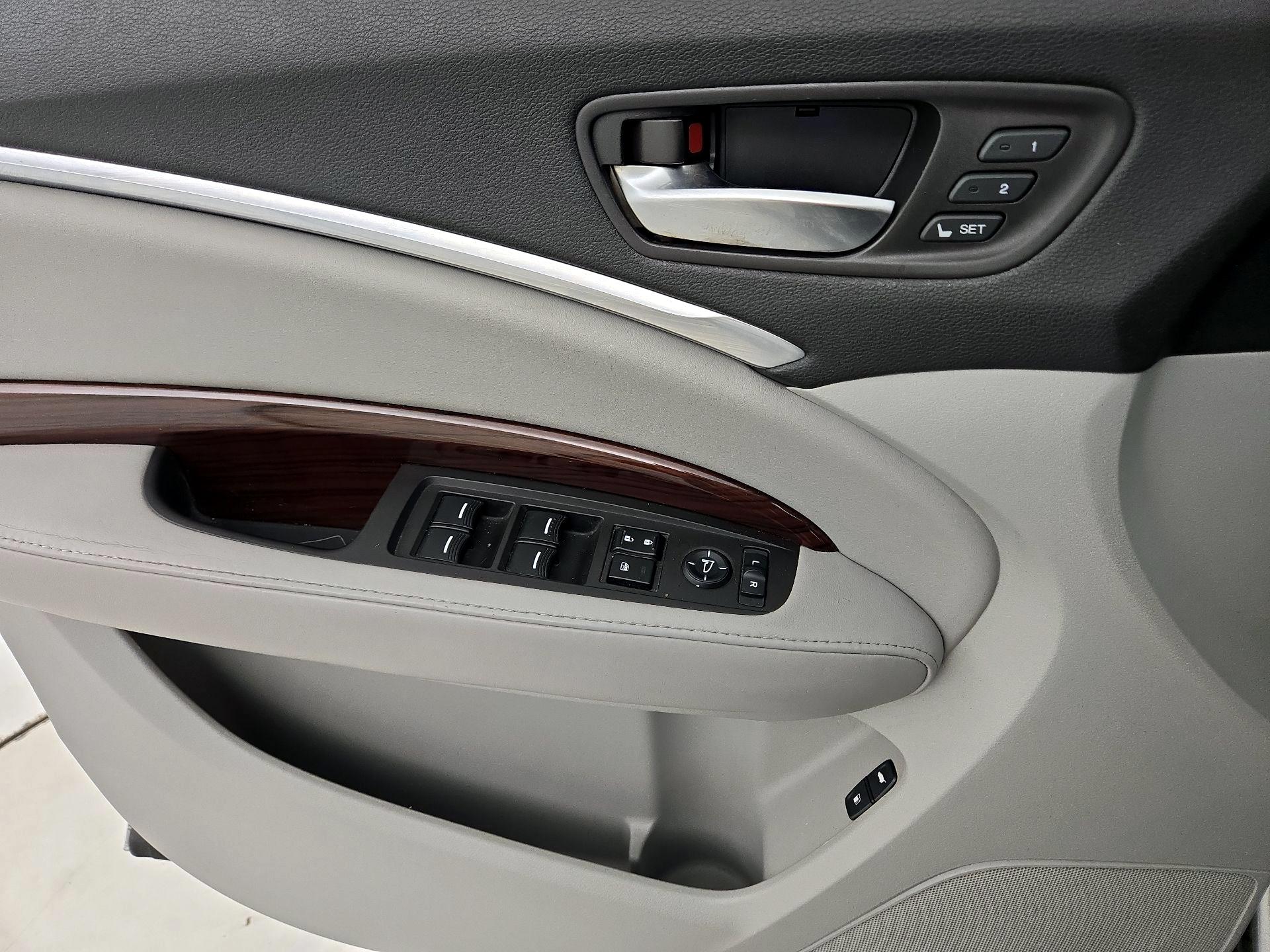 Thumbnail: 2015 Acura MDX - 12