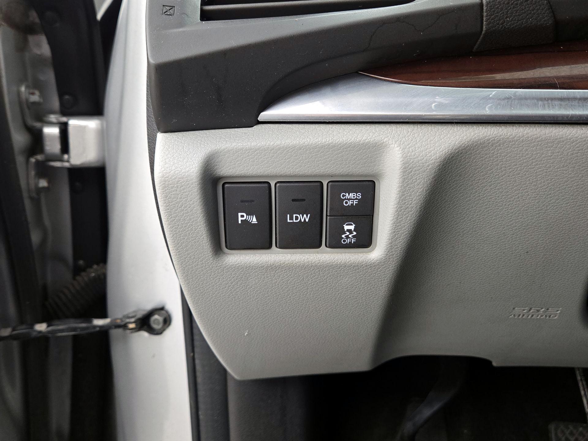 Thumbnail: 2015 Acura MDX - 13