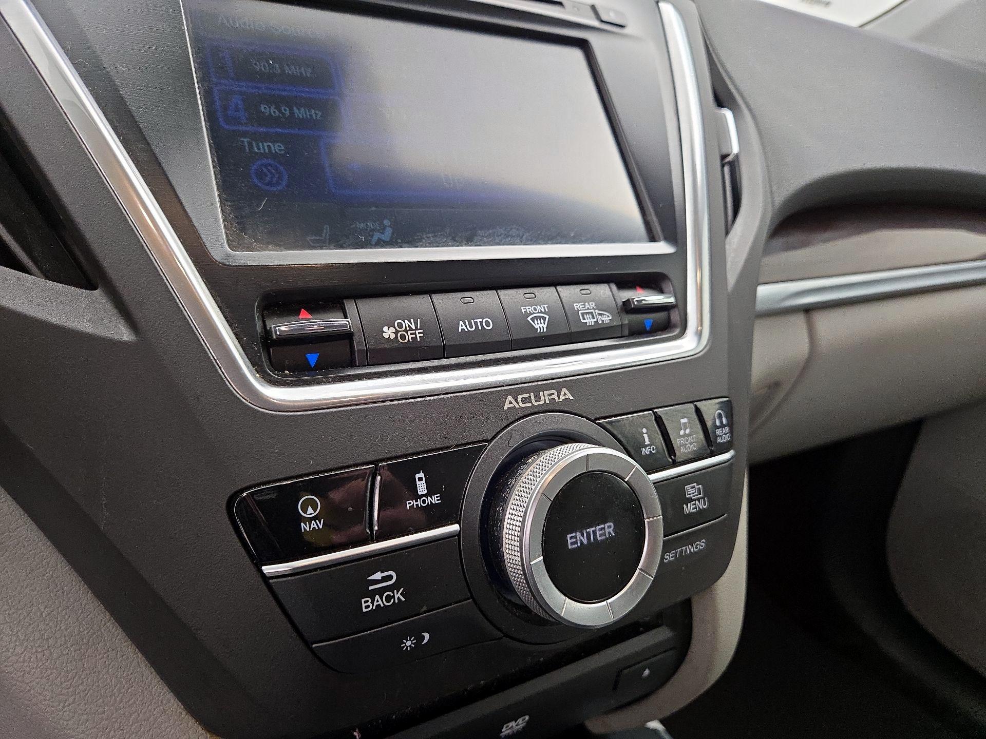 Thumbnail: 2015 Acura MDX - 17