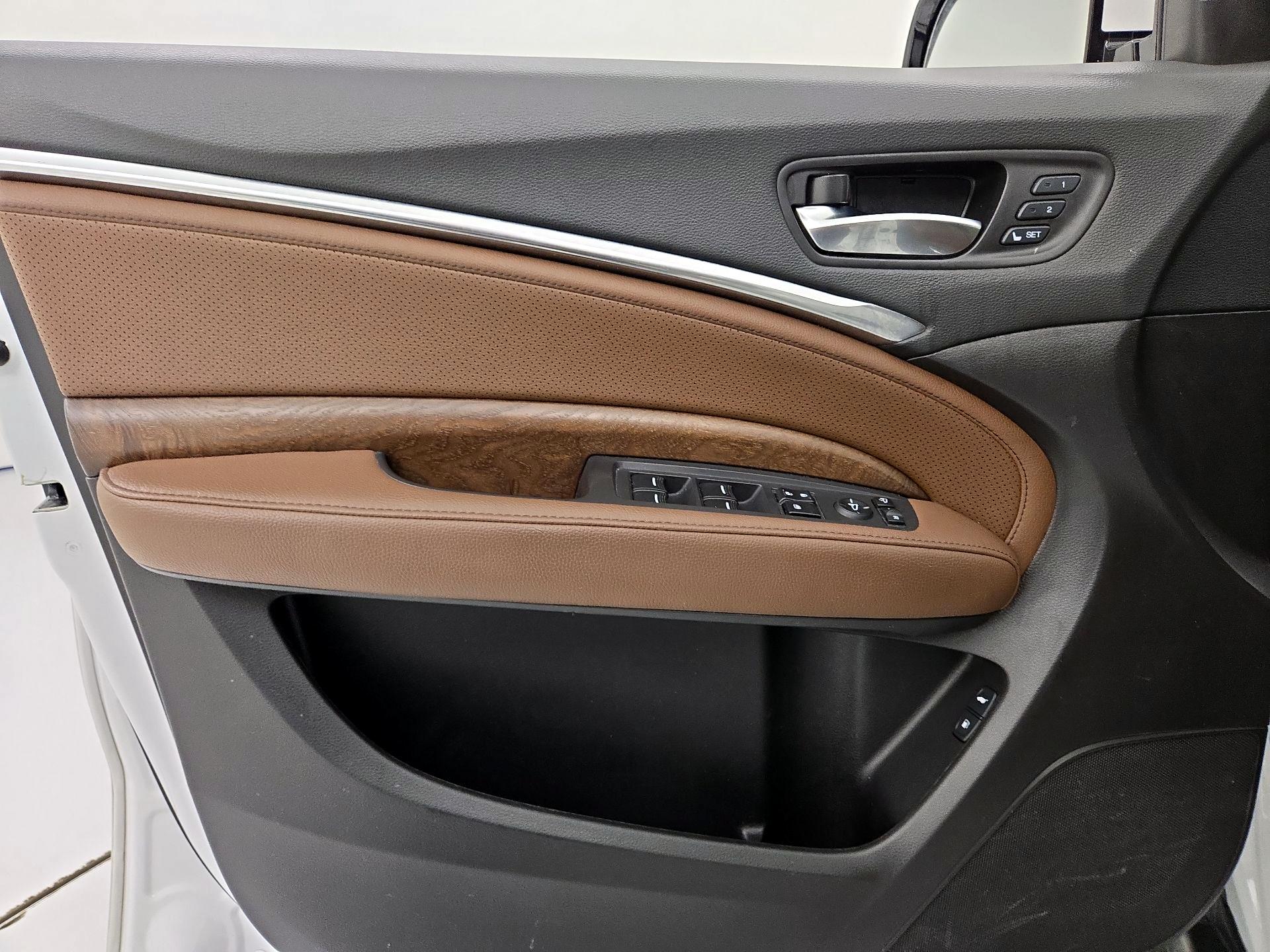 Thumbnail: 2020 Acura MDX - 12