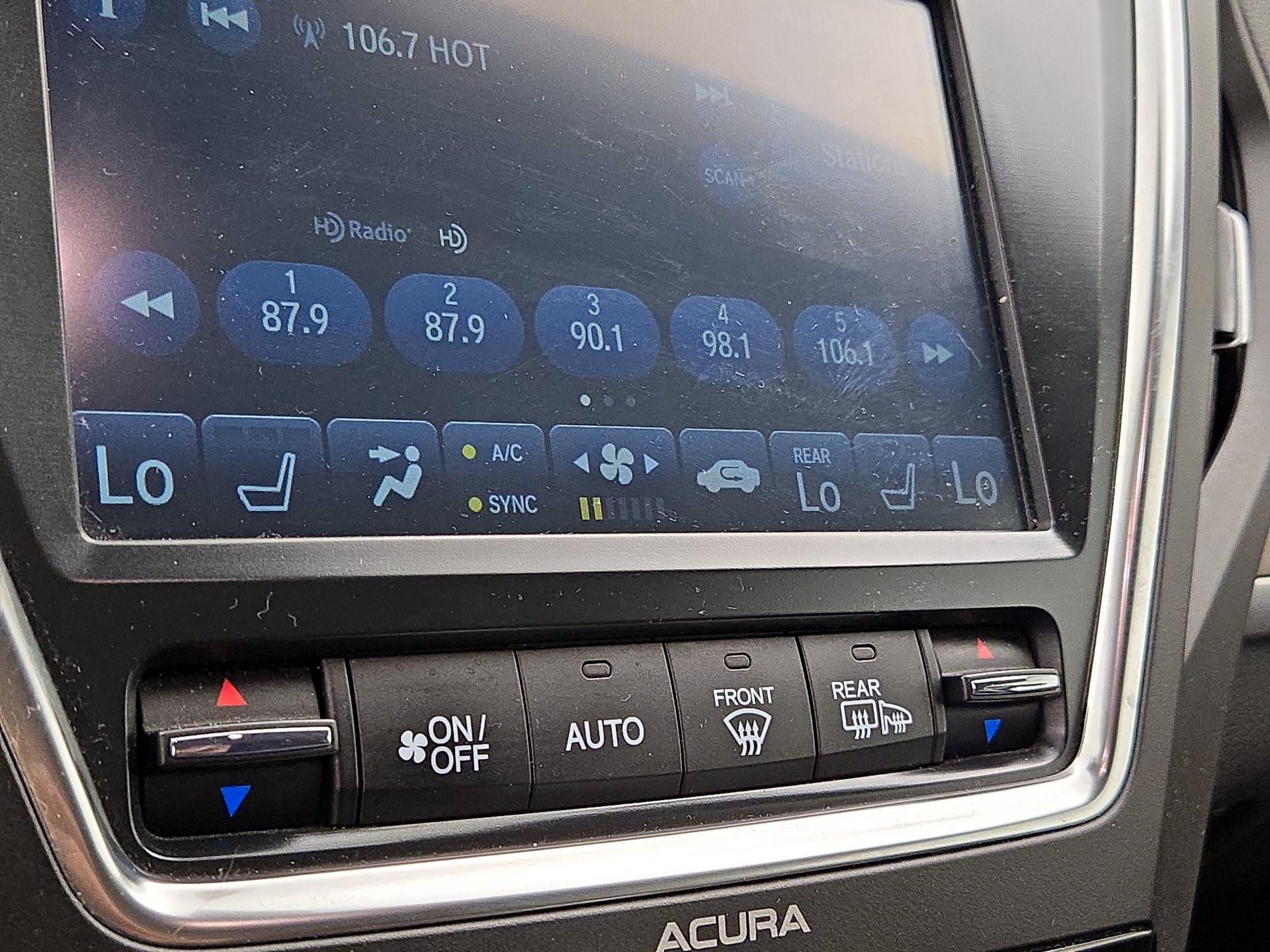 Thumbnail: 2020 Acura MDX - 16