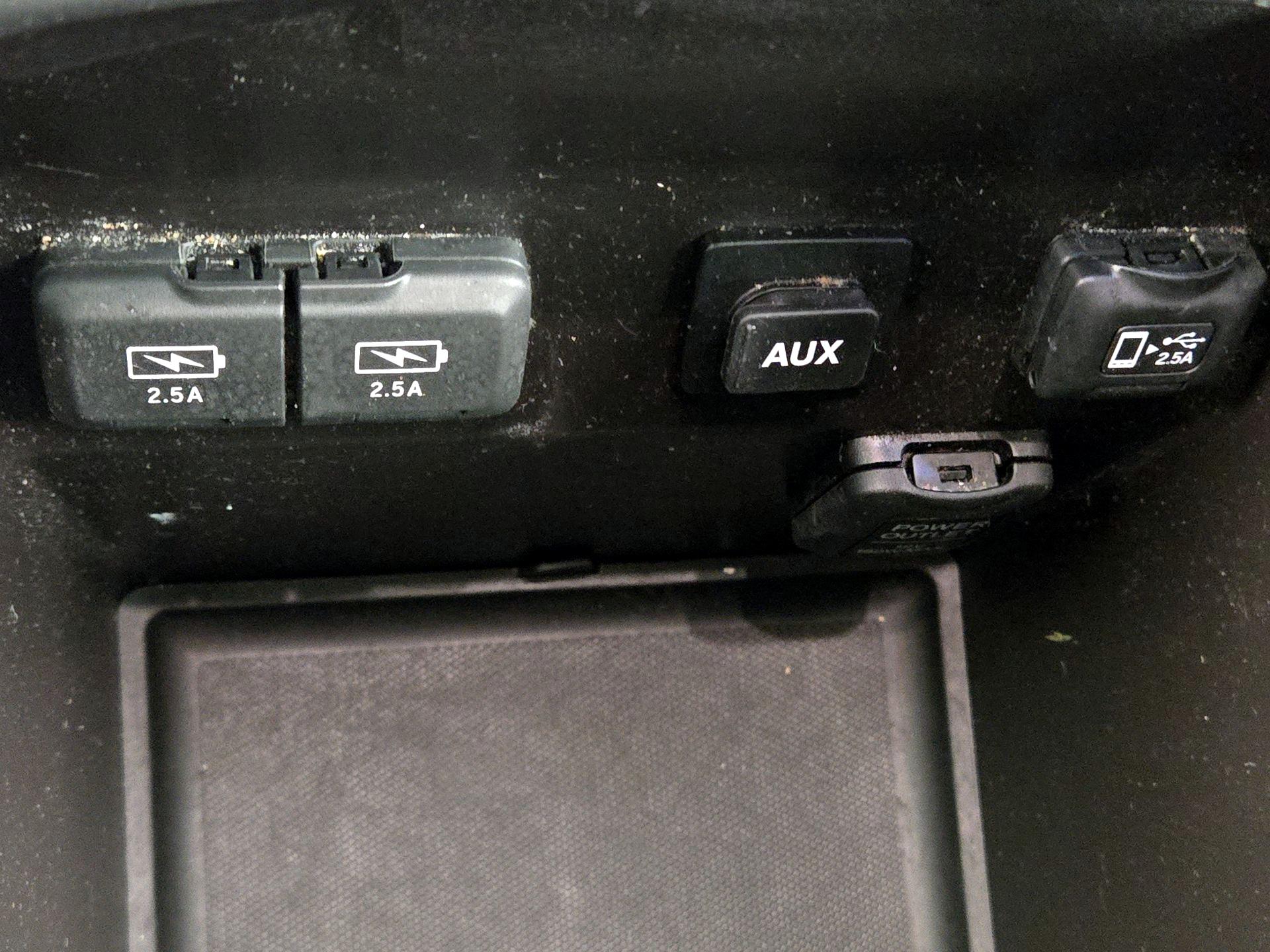 Thumbnail: 2020 Acura MDX - 18