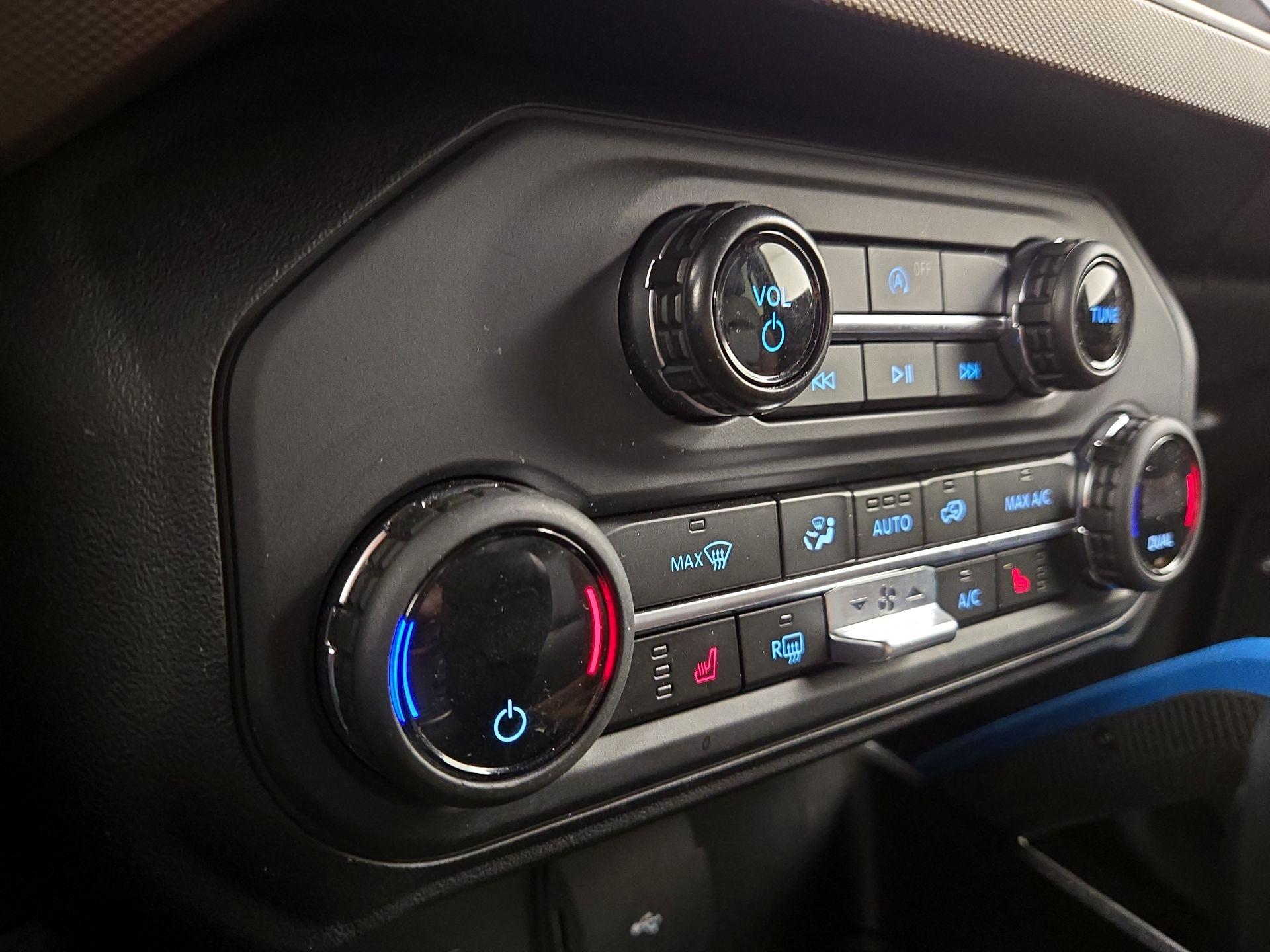 Thumbnail: 2023 Ford Bronco - 17