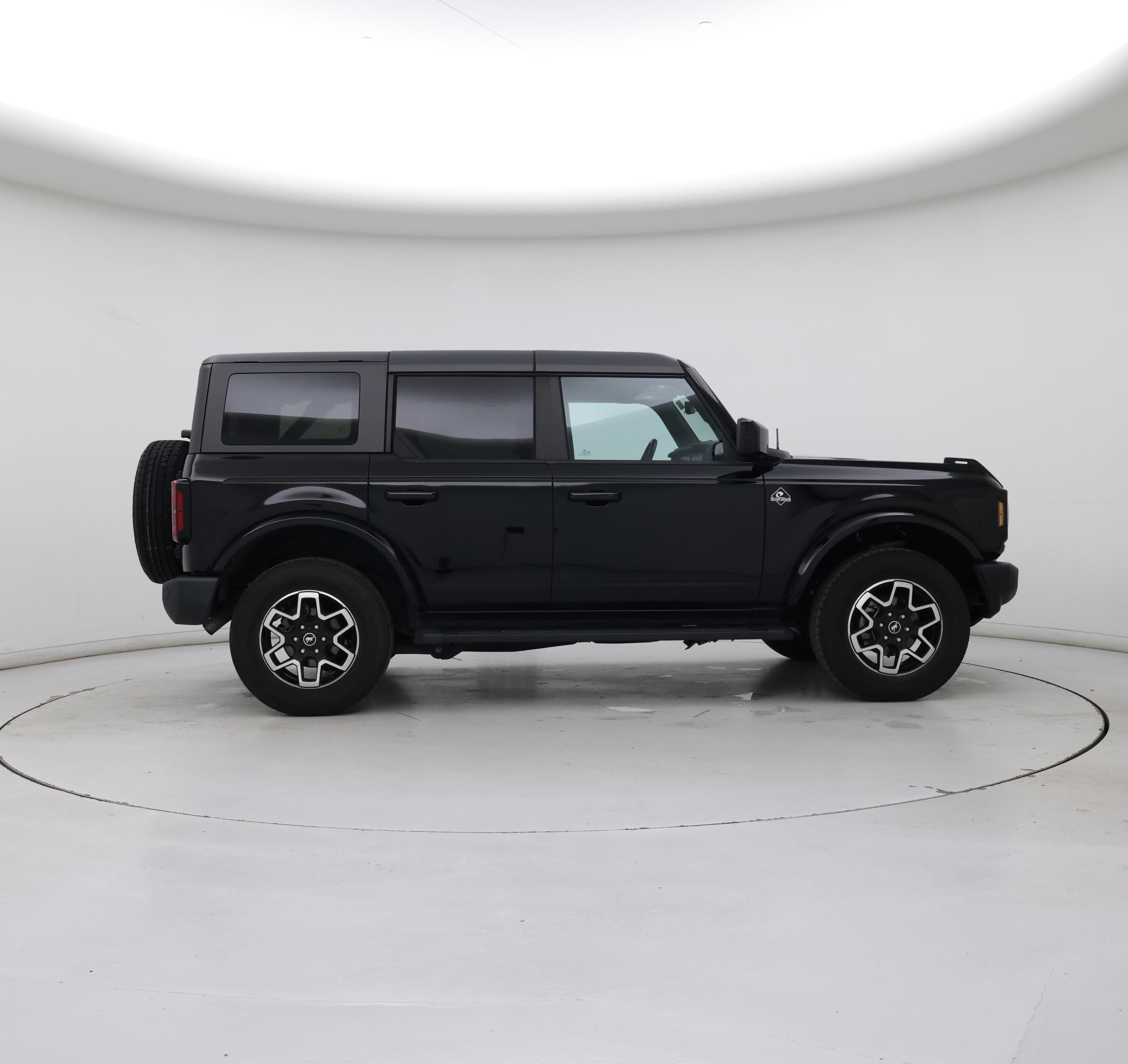 Thumbnail: 2023 Ford Bronco - 7