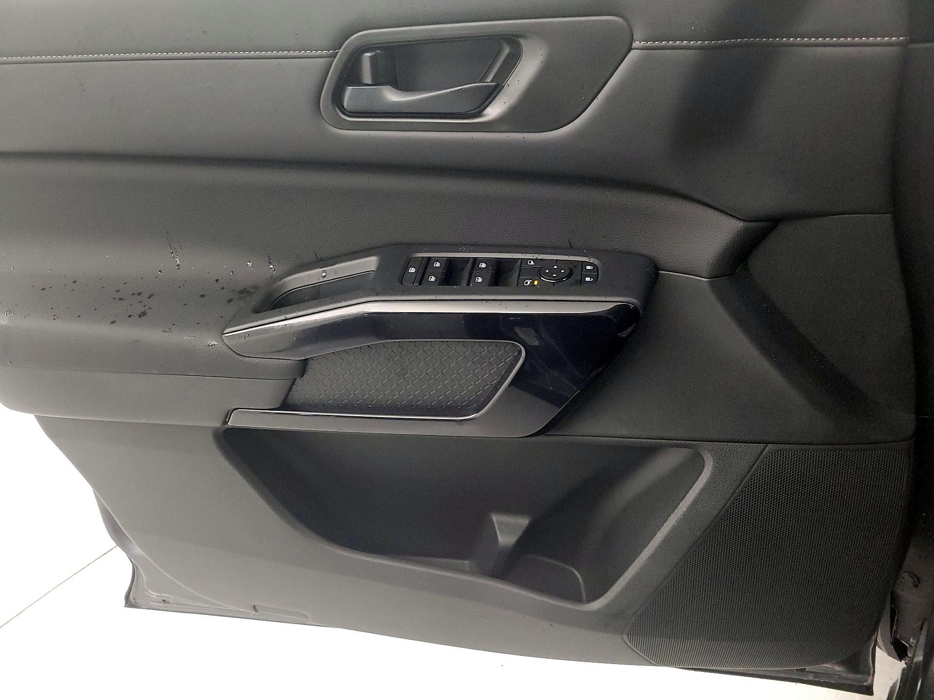 Thumbnail: 2025 Nissan Pathfinder - 12