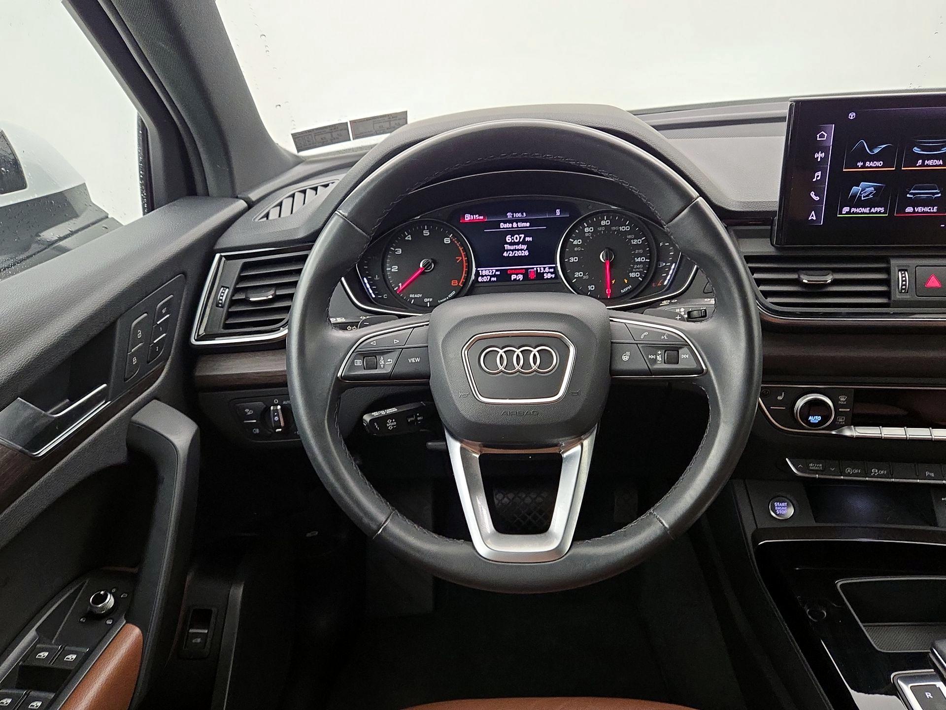 Thumbnail: 2023 Audi Q5 - 10