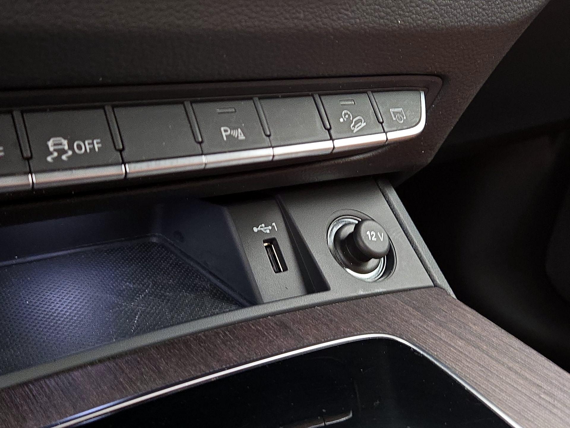 Thumbnail: 2023 Audi Q5 - 18