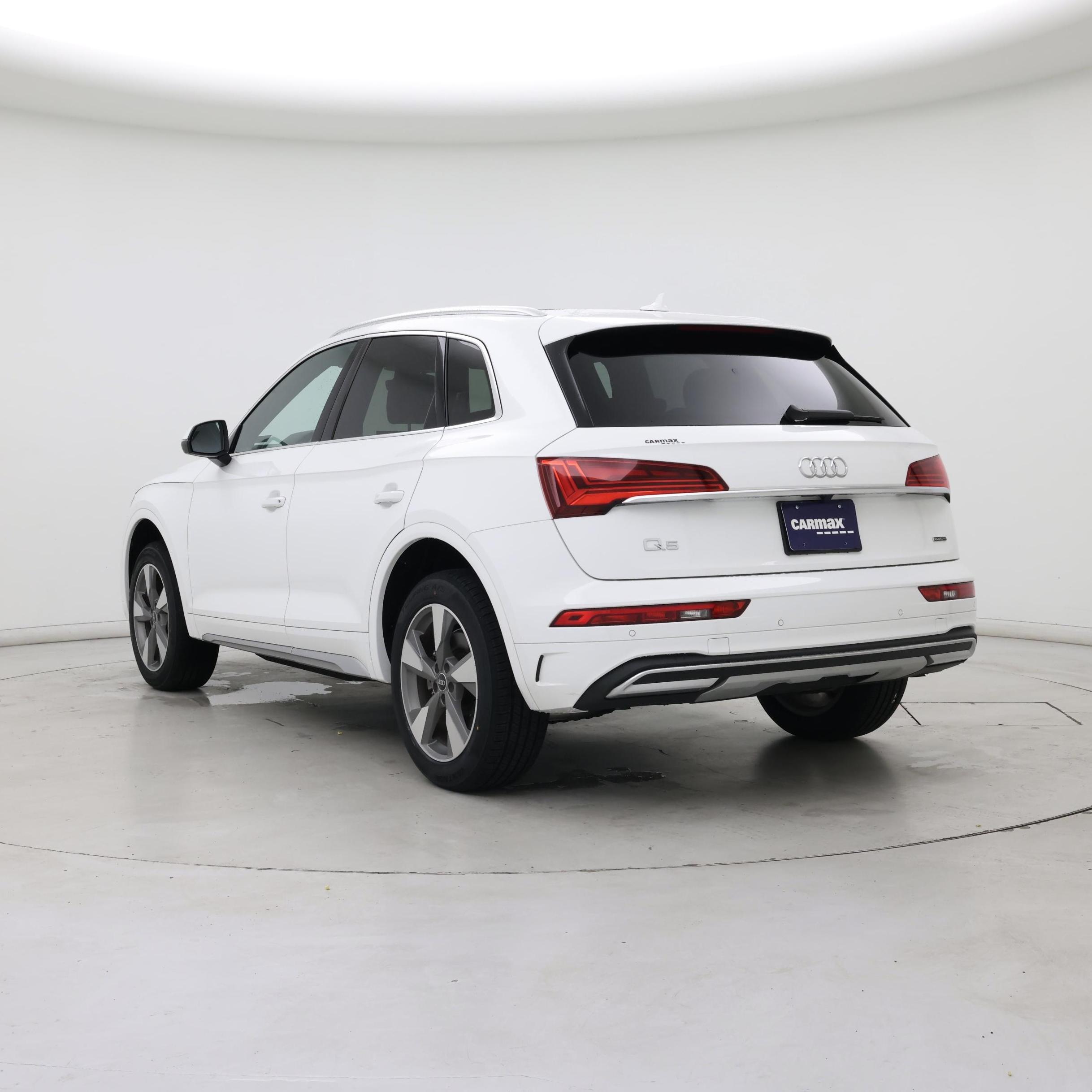 Thumbnail: 2023 Audi Q5 - 2