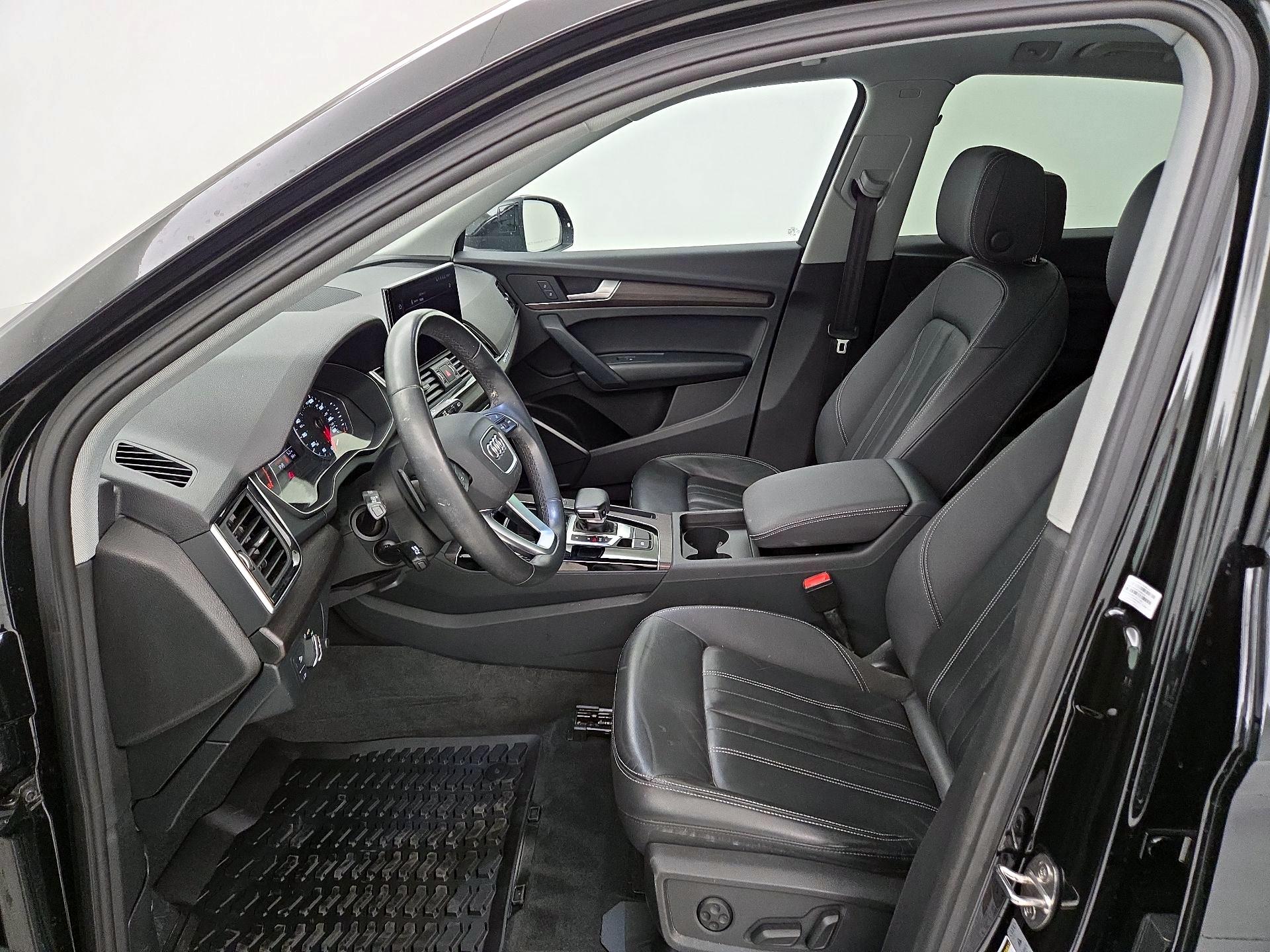 Thumbnail: 2023 Audi Q5 - 11