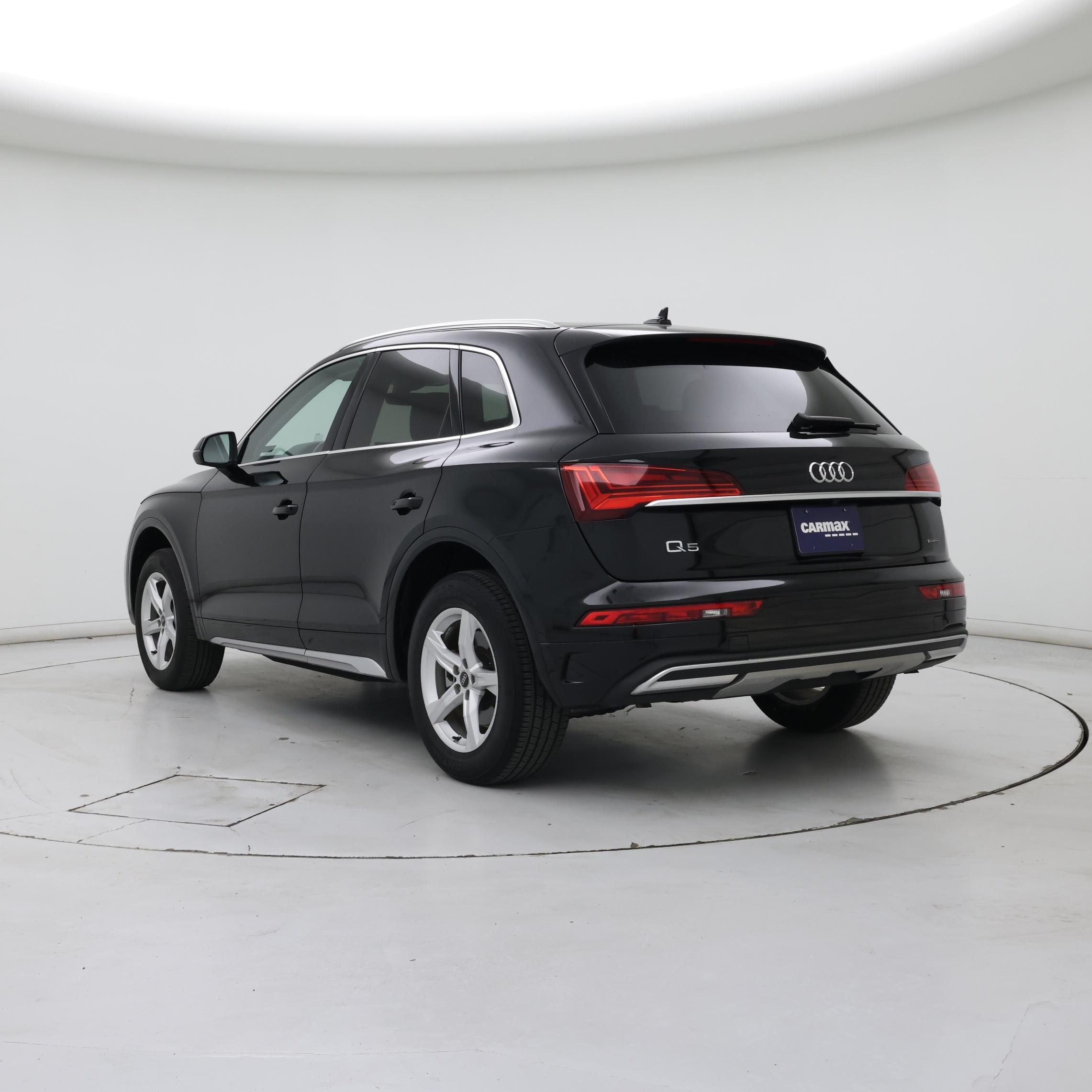 Thumbnail: 2023 Audi Q5 - 2