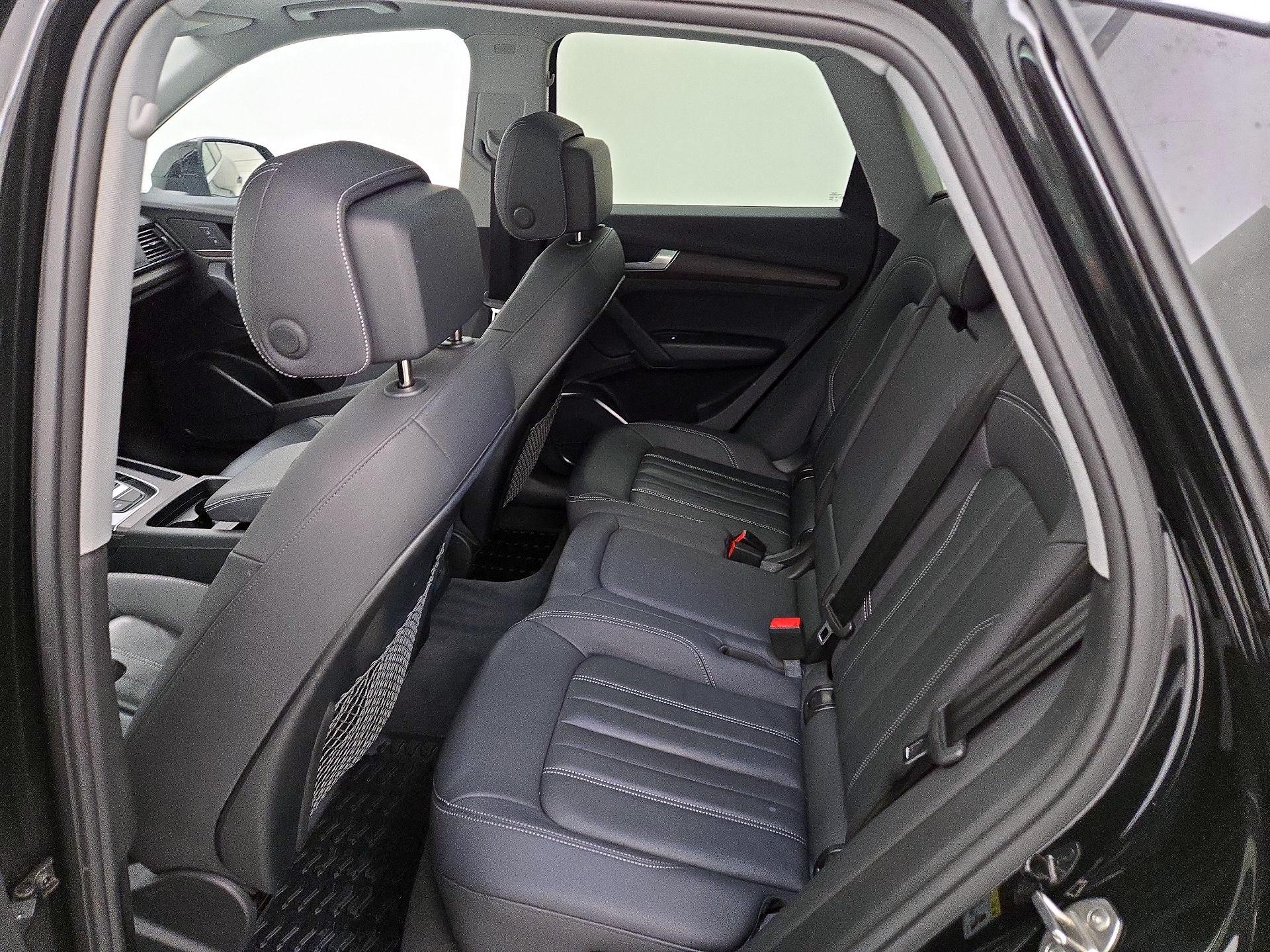 Thumbnail: 2023 Audi Q5 - 20