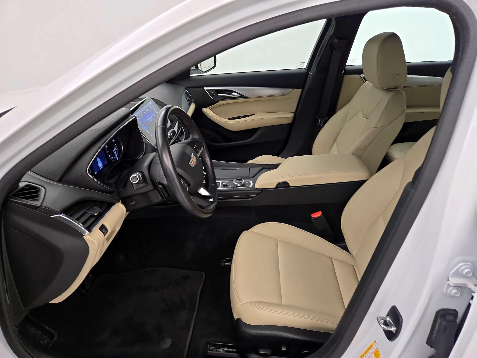 Thumbnail: 2023 Cadillac CT5 - 11