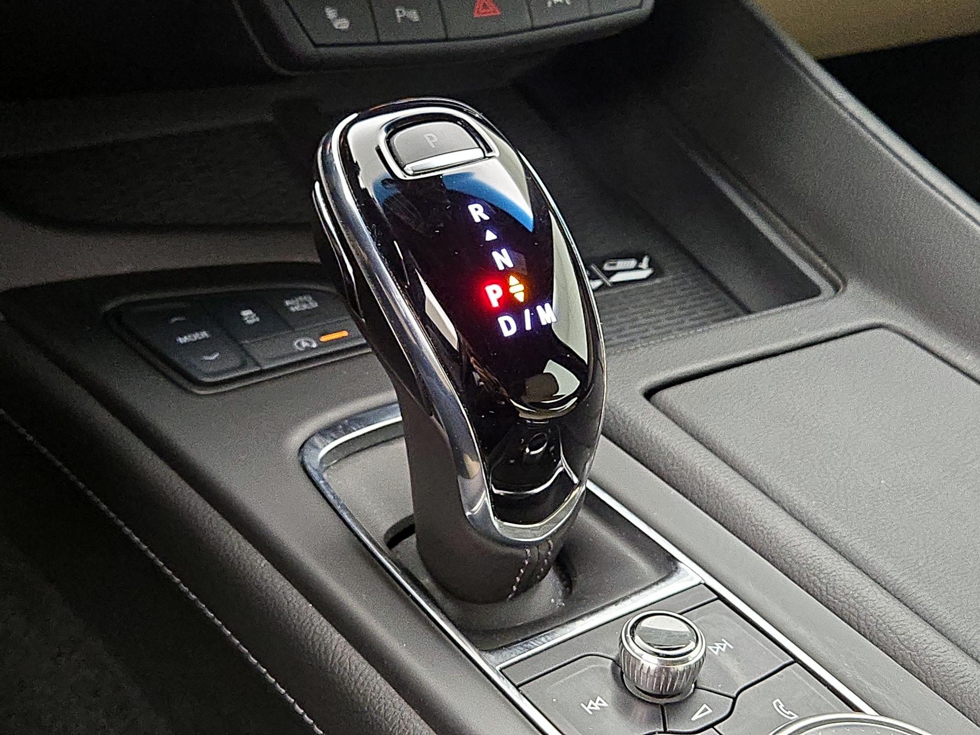 Thumbnail: 2023 Cadillac CT5 - 17