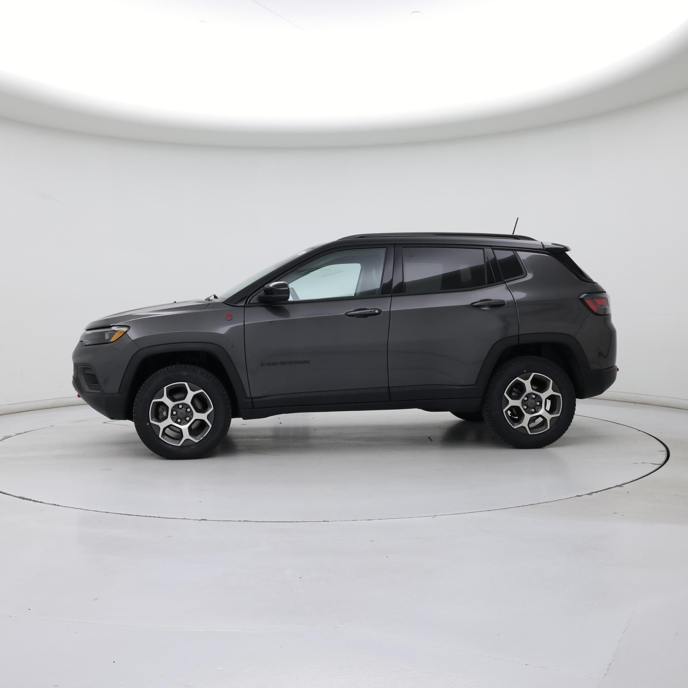 Thumbnail: 2022 Jeep Compass - 3