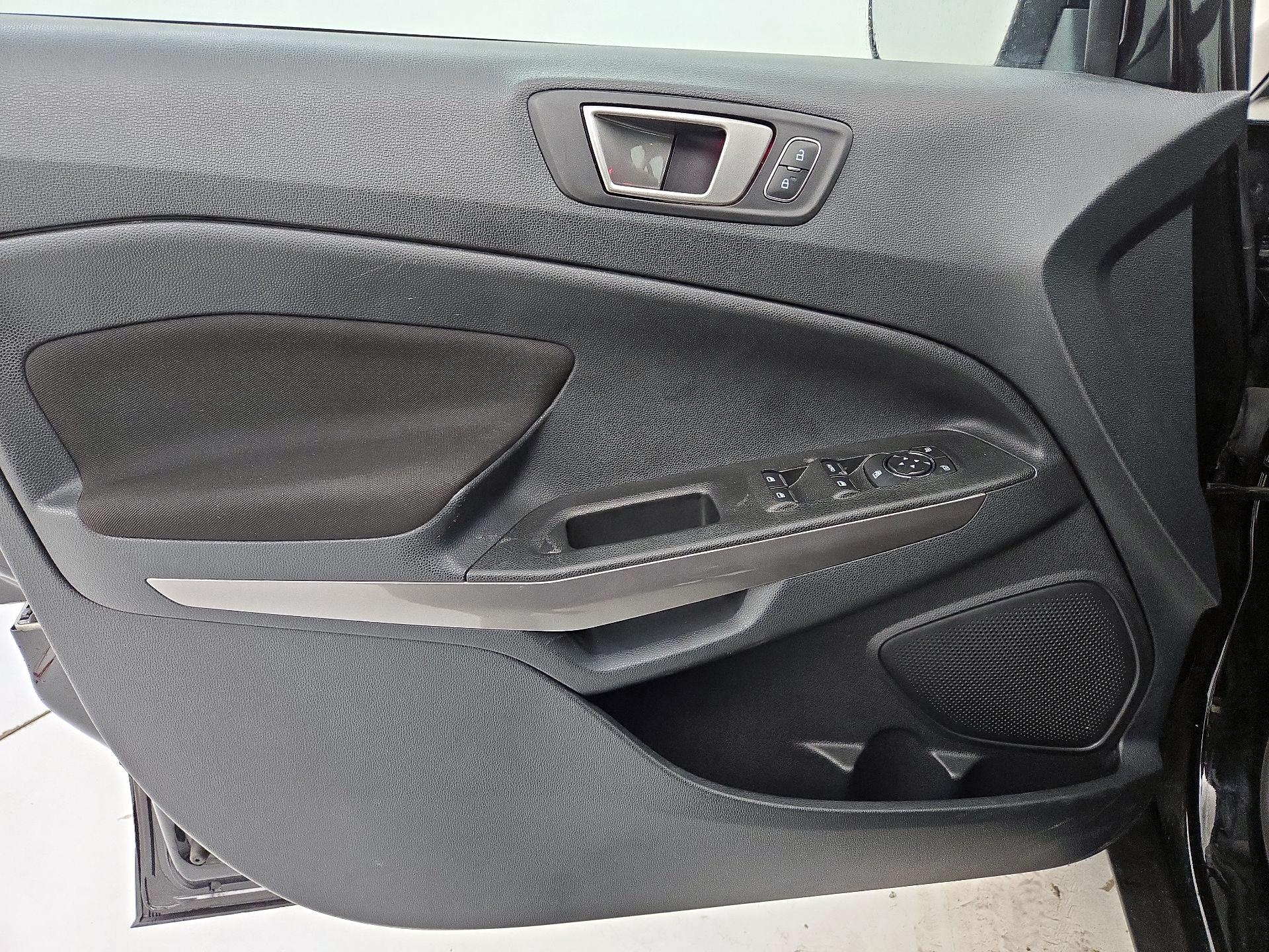 Thumbnail: 2022 Ford EcoSport - 12