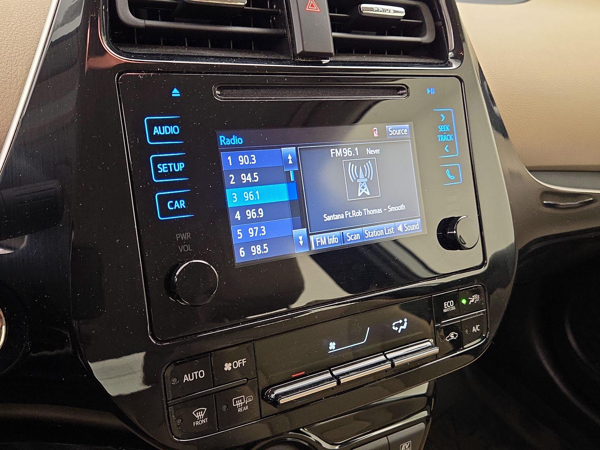 Thumbnail: 2019 Toyota Prius - 15