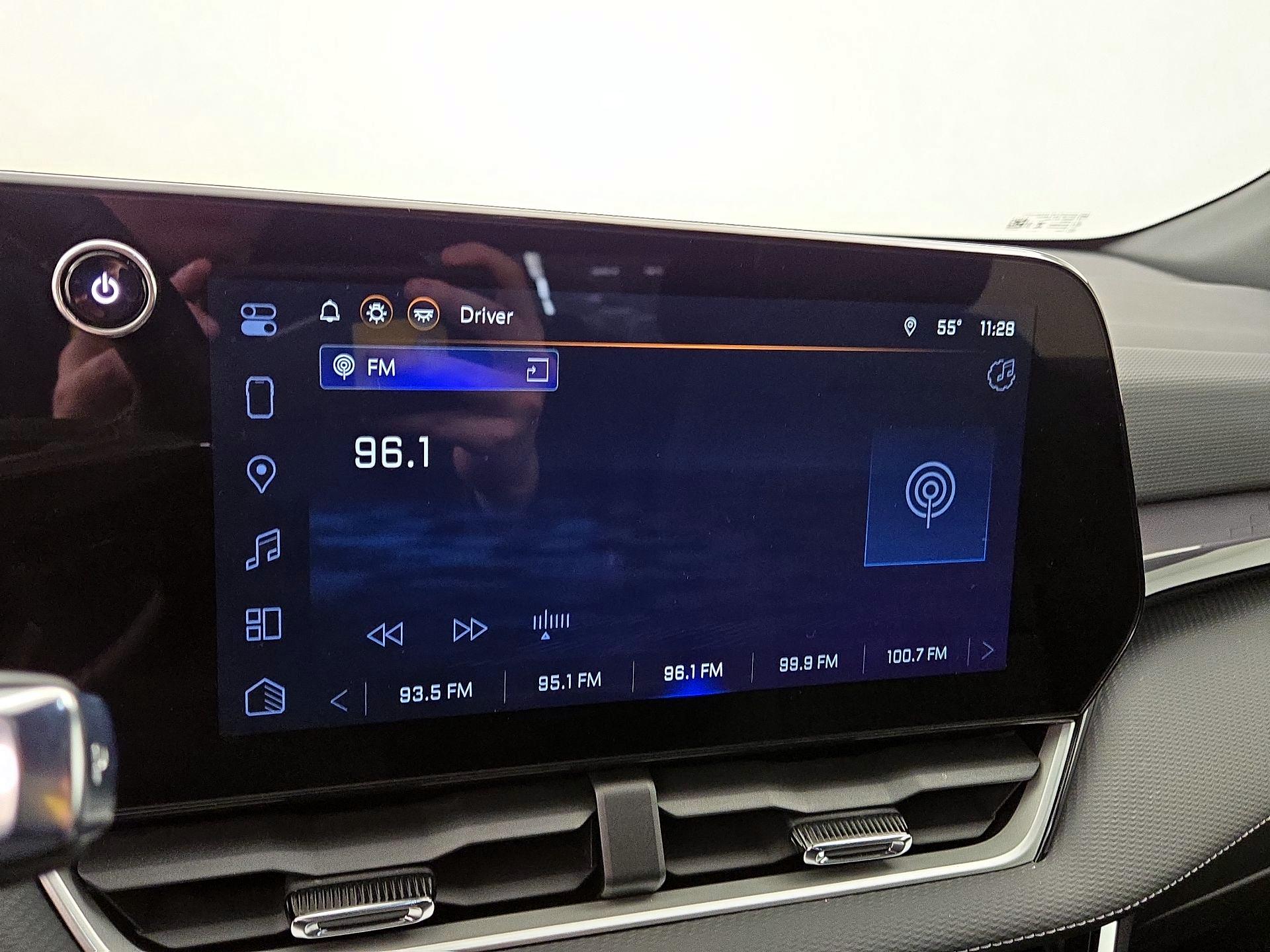 Thumbnail: 2025 Chevrolet Equinox - 16