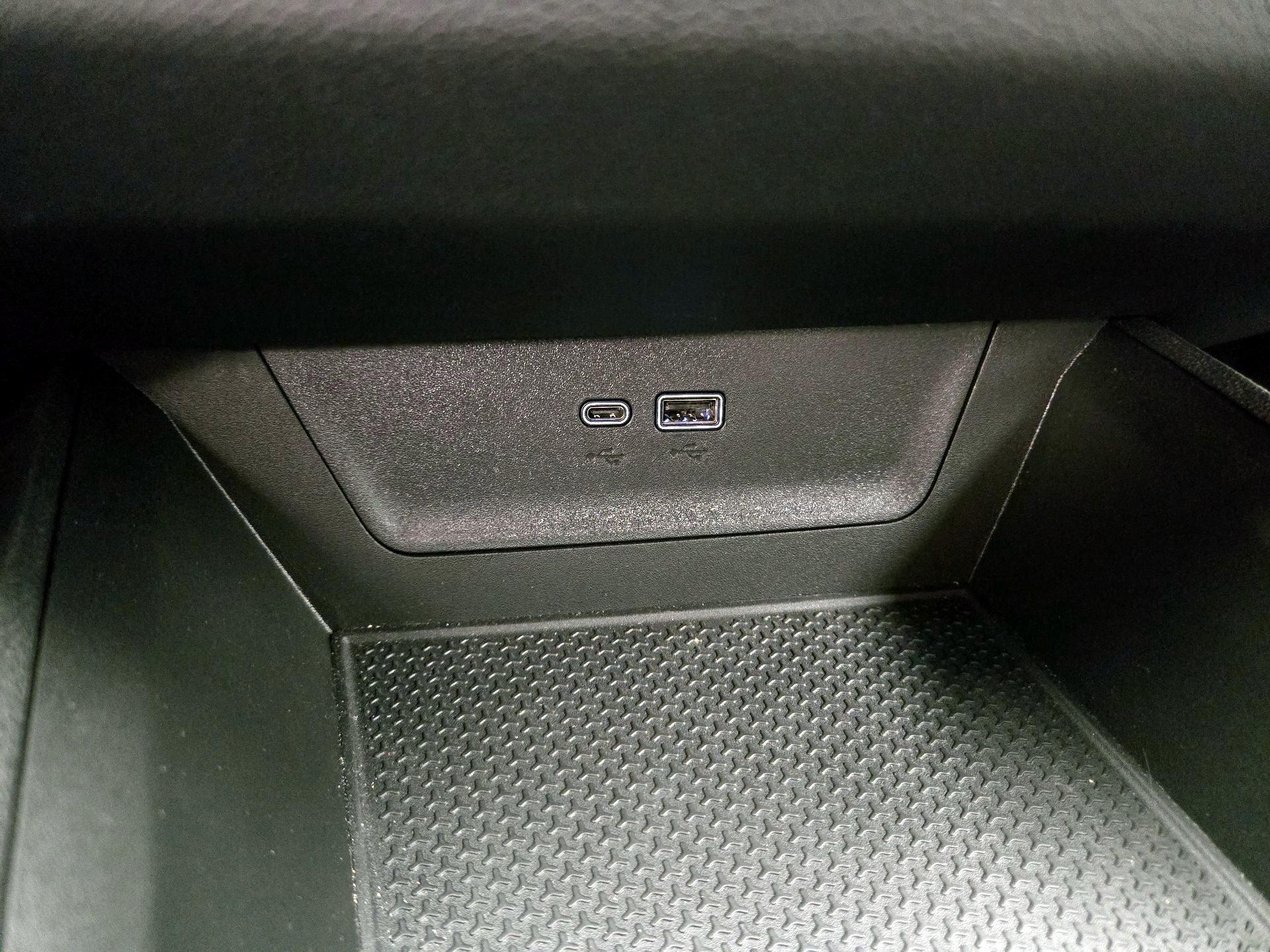 Thumbnail: 2025 Chevrolet Equinox - 19