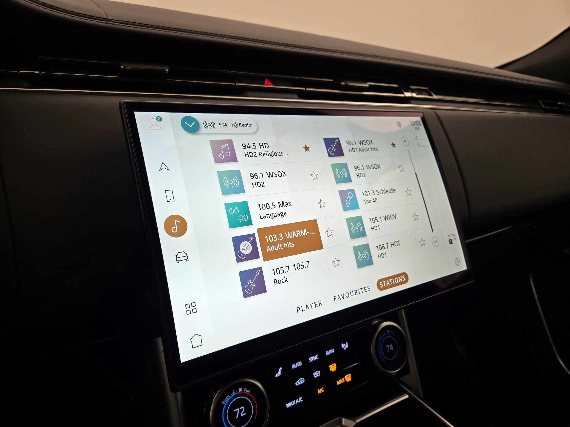 Thumbnail: 2023 Land Rover Range Rover - 16