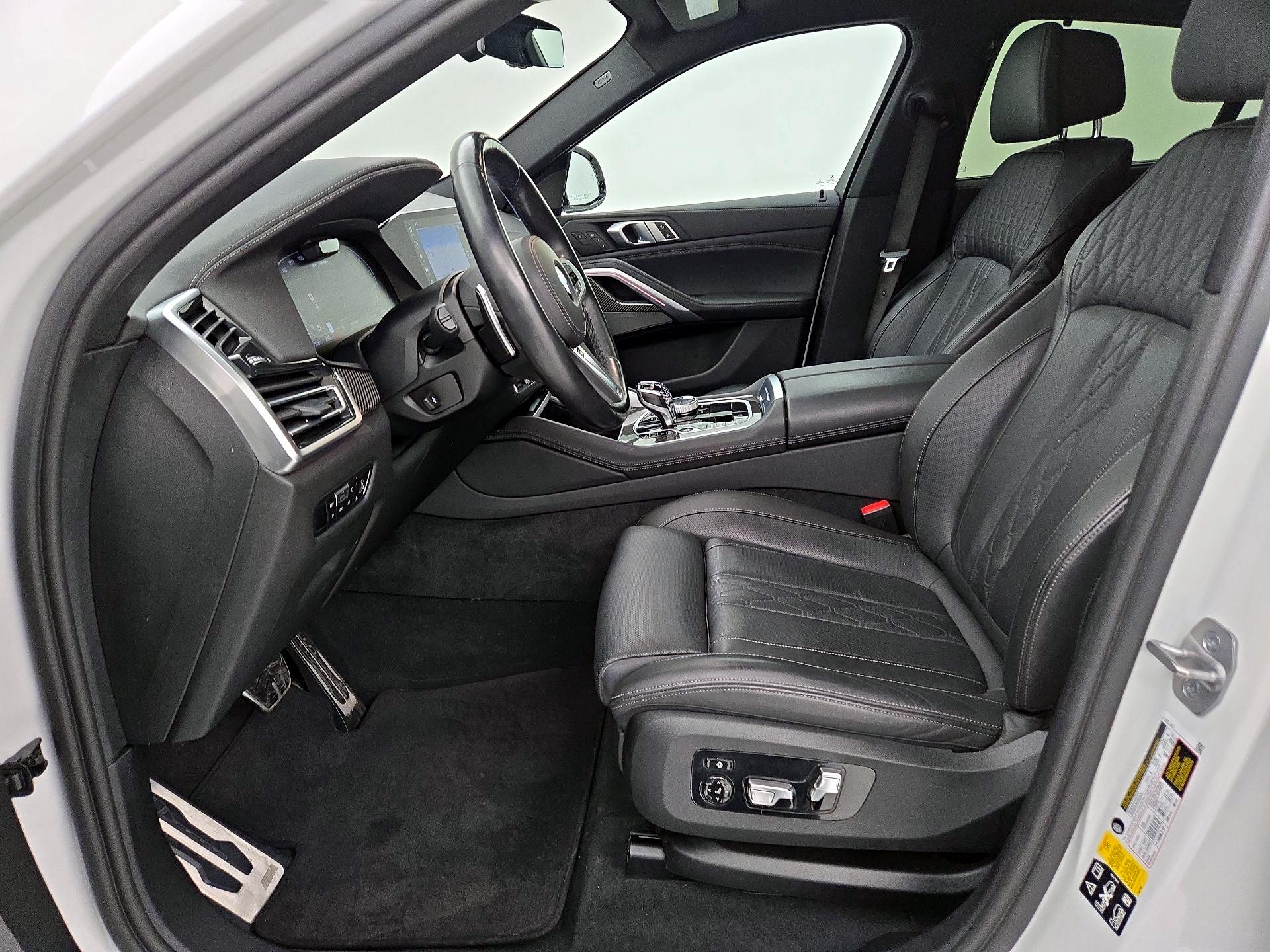 Thumbnail: 2023 BMW X6 - 11