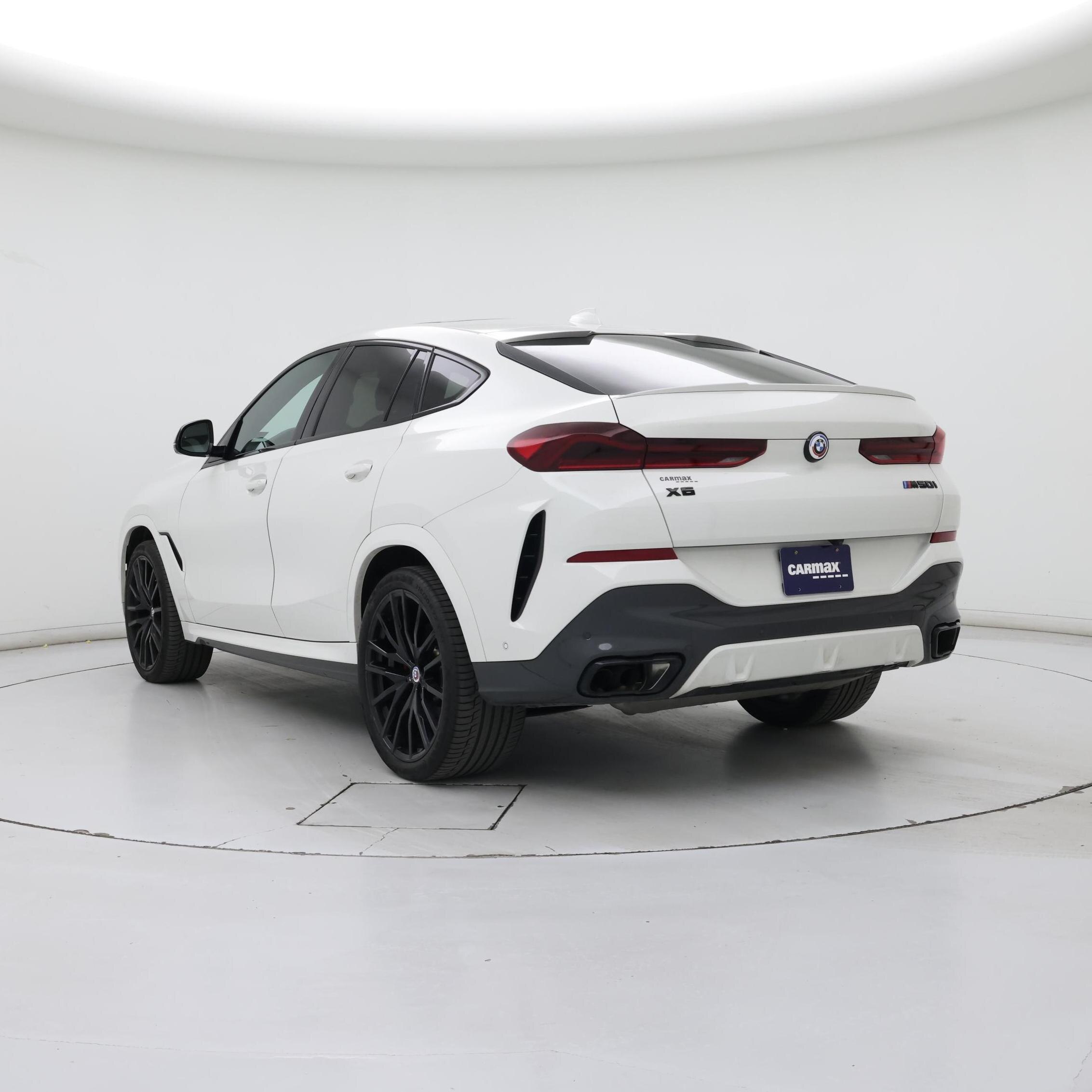 Thumbnail: 2023 BMW X6 - 2