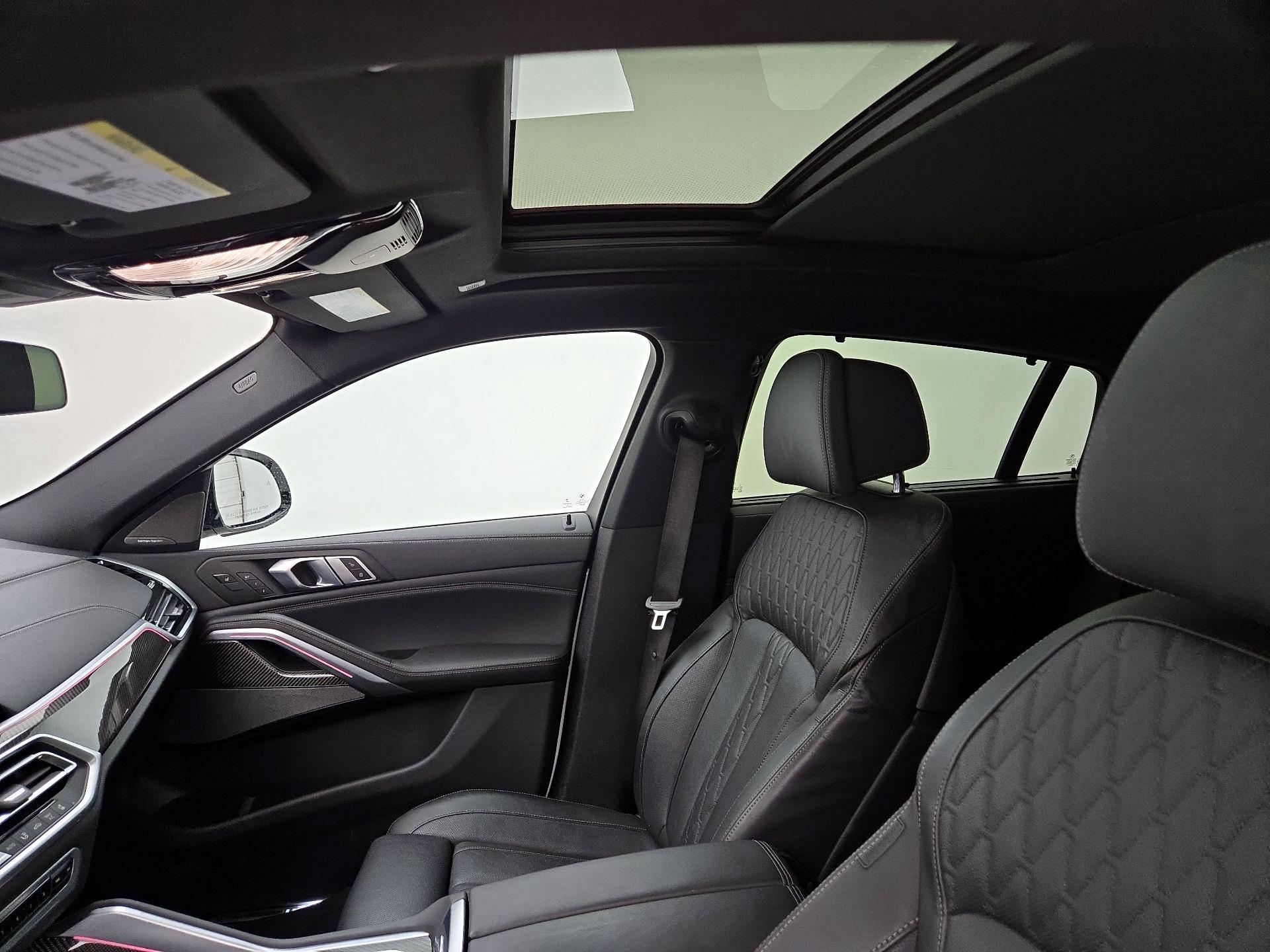 Thumbnail: 2023 BMW X6 - 20