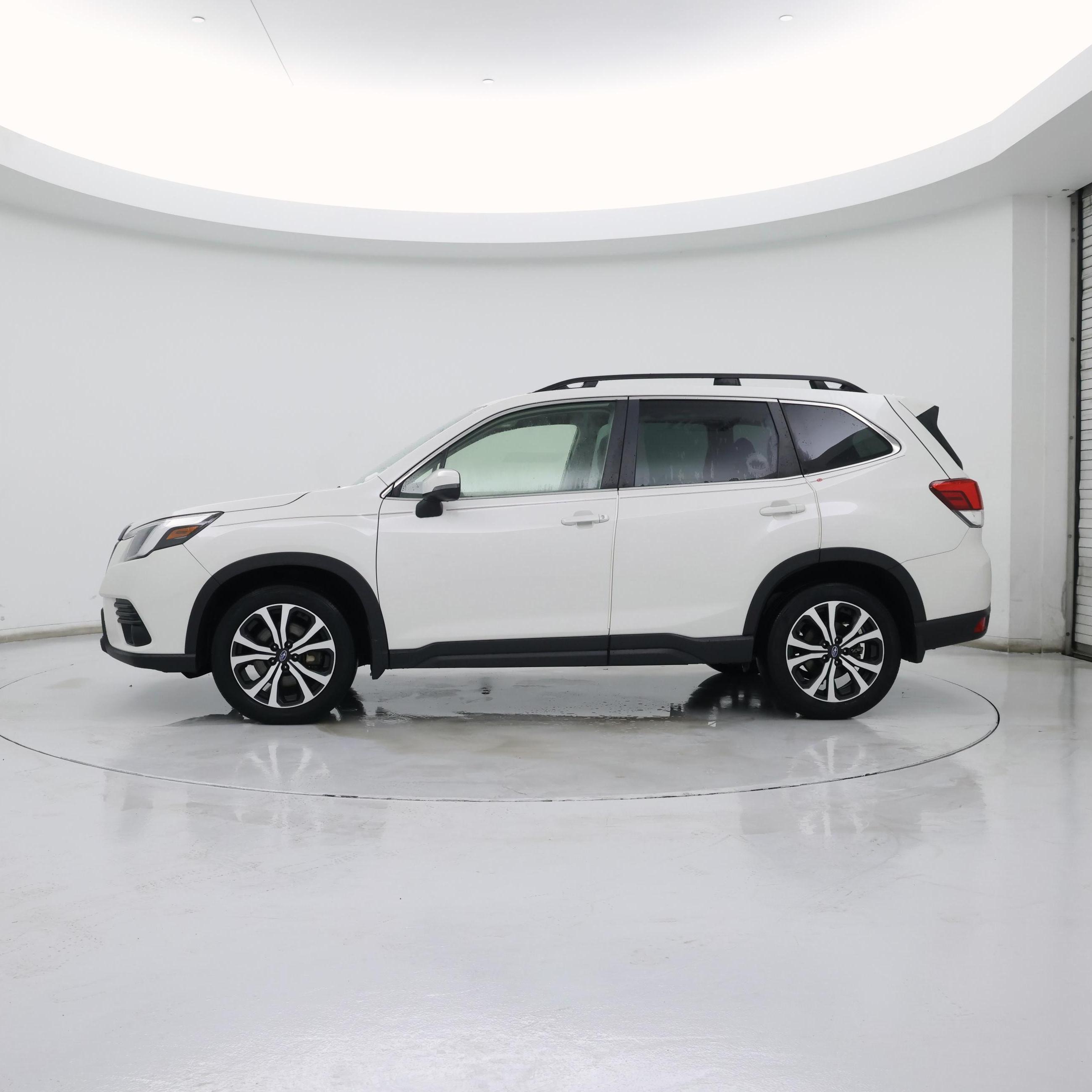 Thumbnail: 2023 Subaru Forester - 3