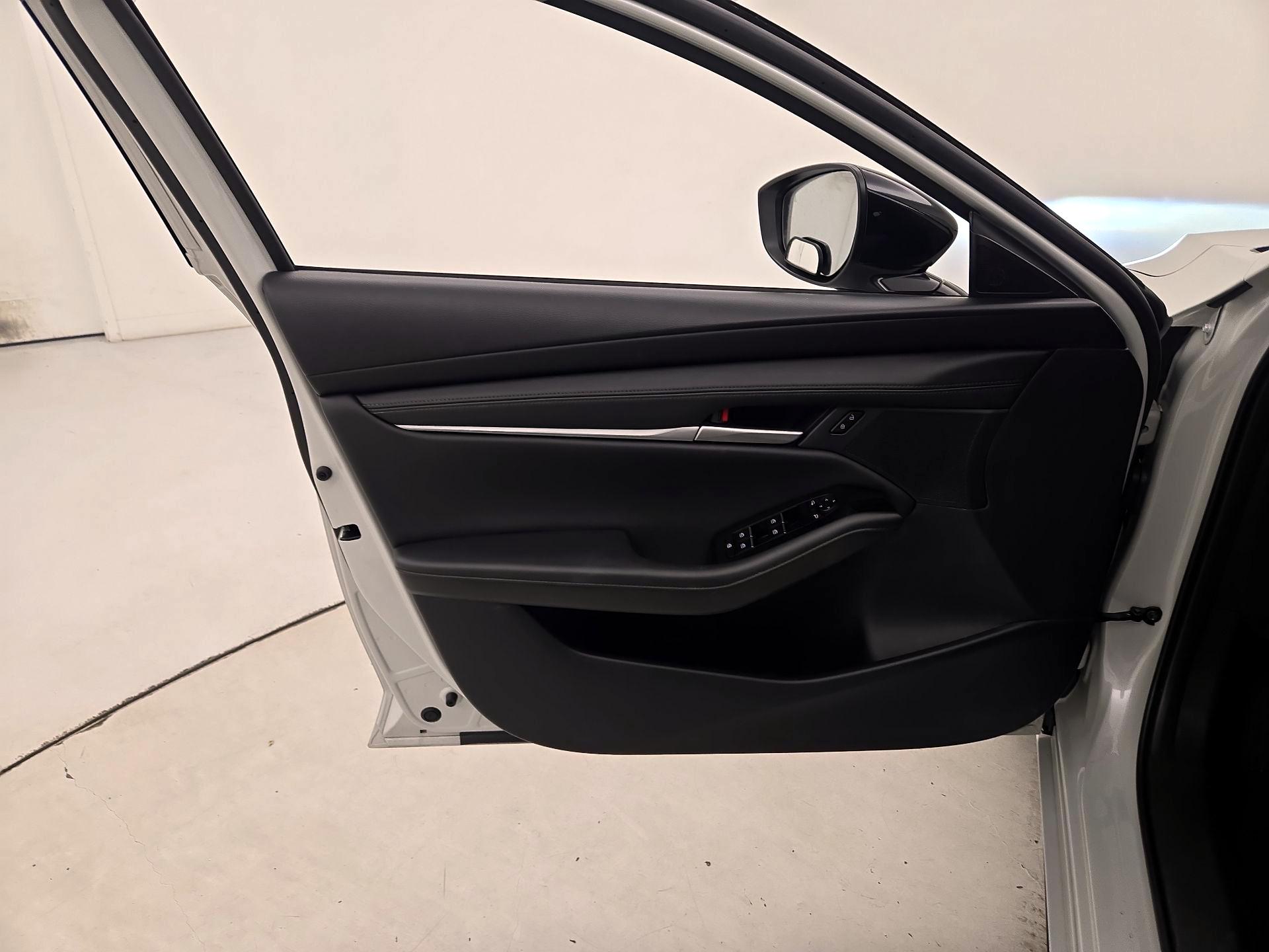 Thumbnail: 2025 Mazda Mazda3 - 12